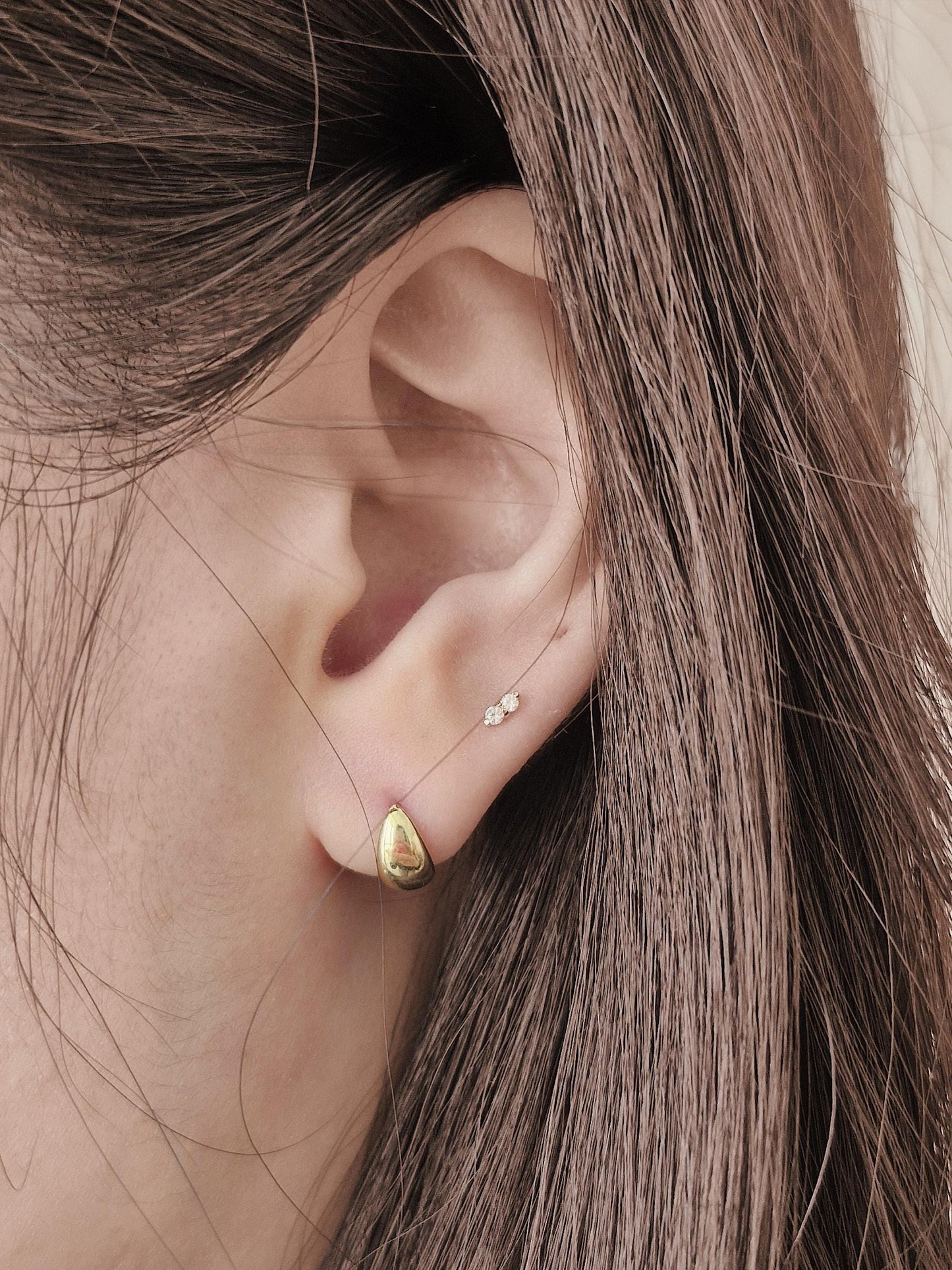 Double stone petit Lab diamond moissanite 14k 18k screwball piercing.