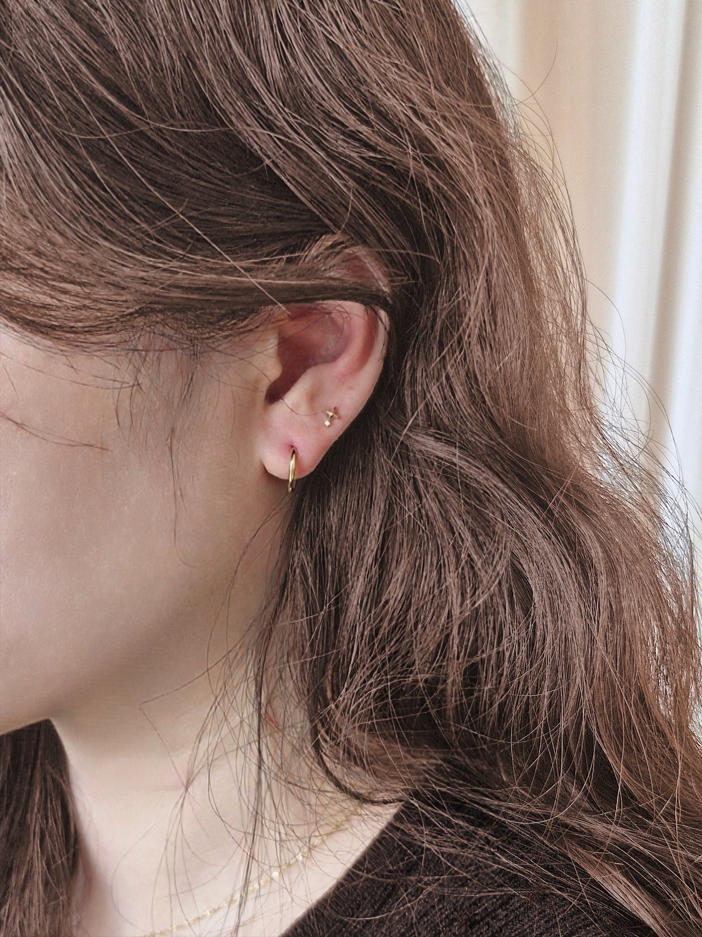 14K Solid Gold Star Stud Earring, Dainty CZ Accent, Minimal Tiny Star, Cartilage Helix Piercing.