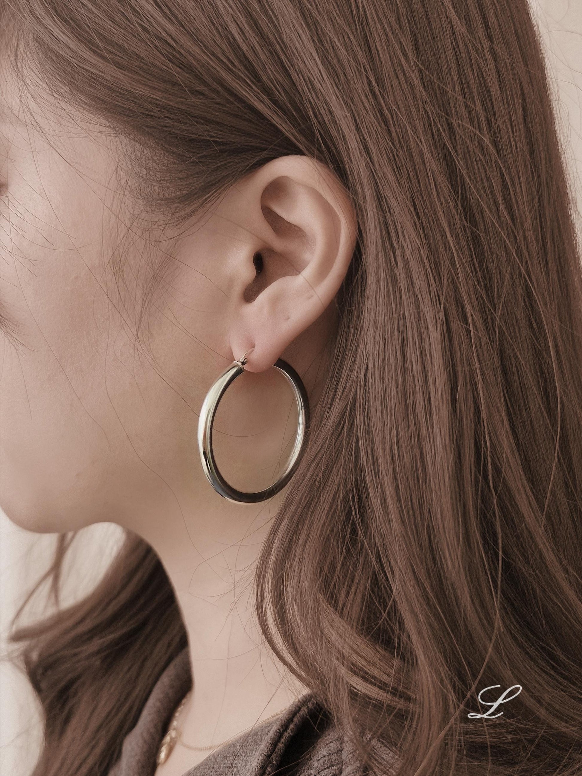Bold chunky hoop earrings. Sterling silver hoop earrings.