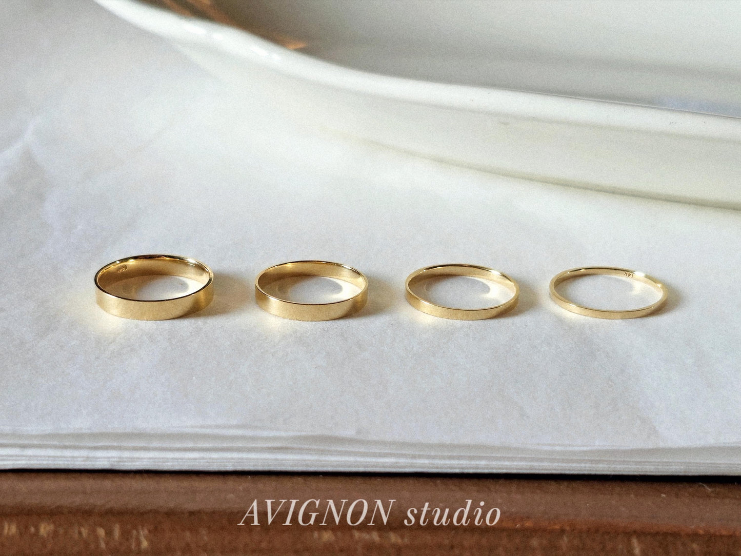 Classic flat Wedding Band. Engagement propasal ring. 14k 18k solid gold ring. Engraving ring.
