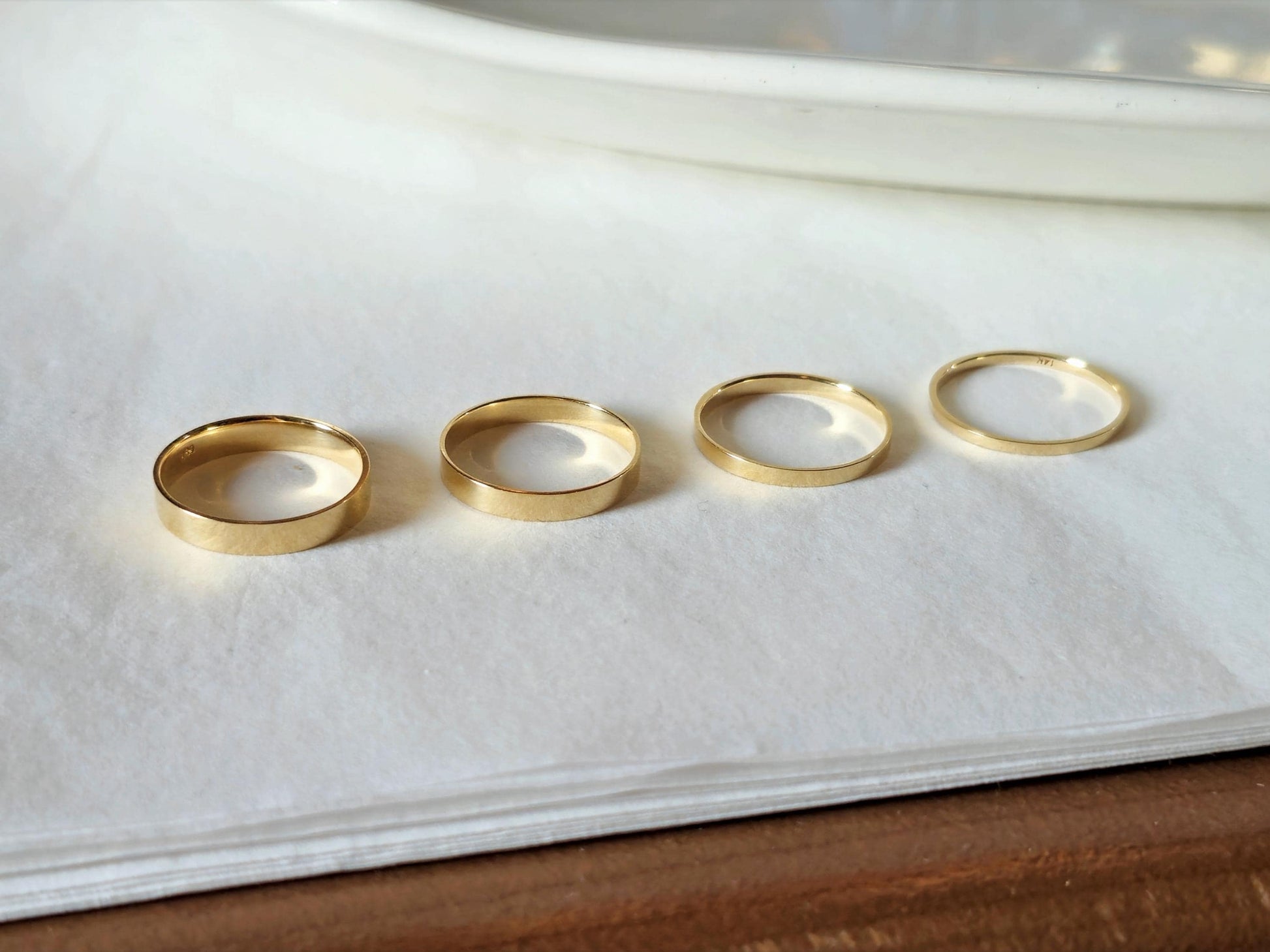 Classic flat Wedding Band. Engagement propasal ring. 14k 18k solid gold ring. Engraving ring.