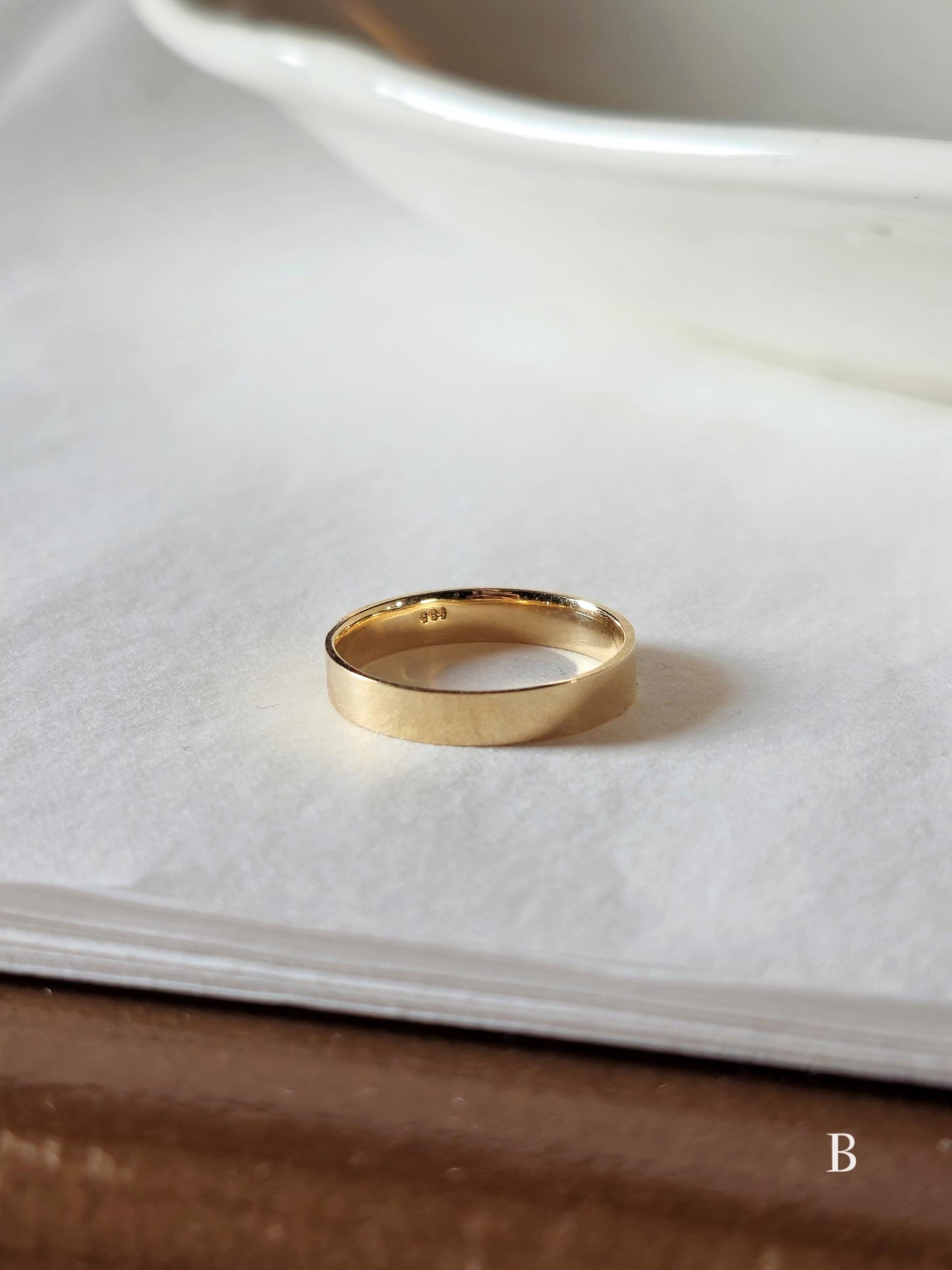 Classic flat Wedding Band. Engagement propasal ring. 14k 18k solid gold ring. Engraving ring.