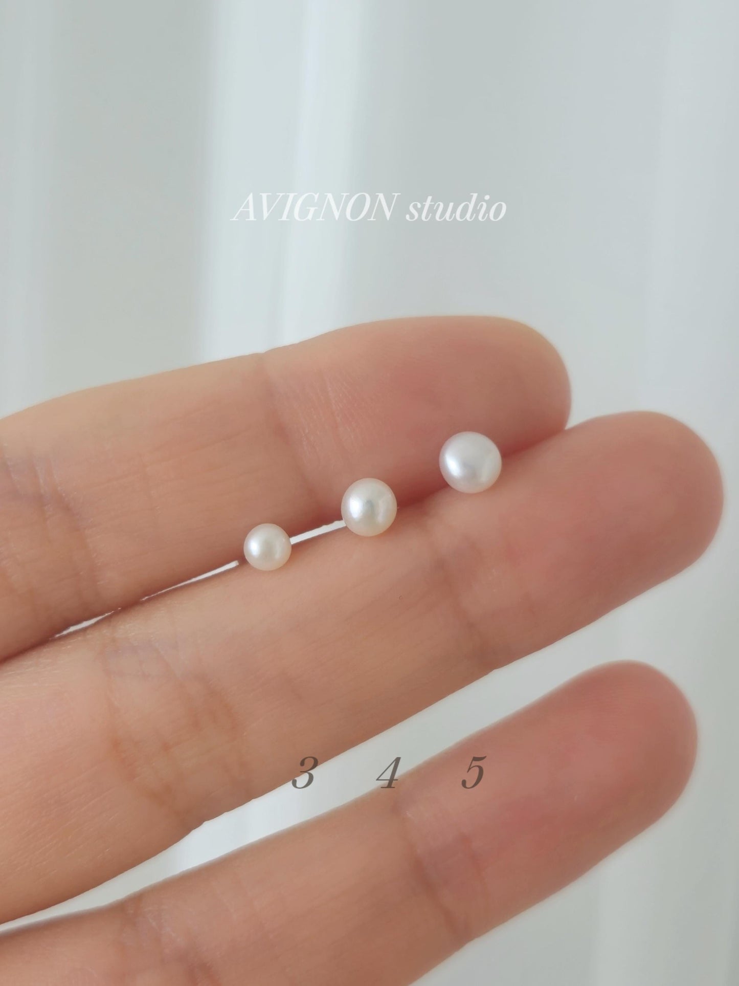 Freshwater Pearl Ball Stud piercing. Sterling Silver 925. 3mm 4mm 5mm. Natural Pearl. Cartilage Helix Tragus. screw ball. screw back. 20G