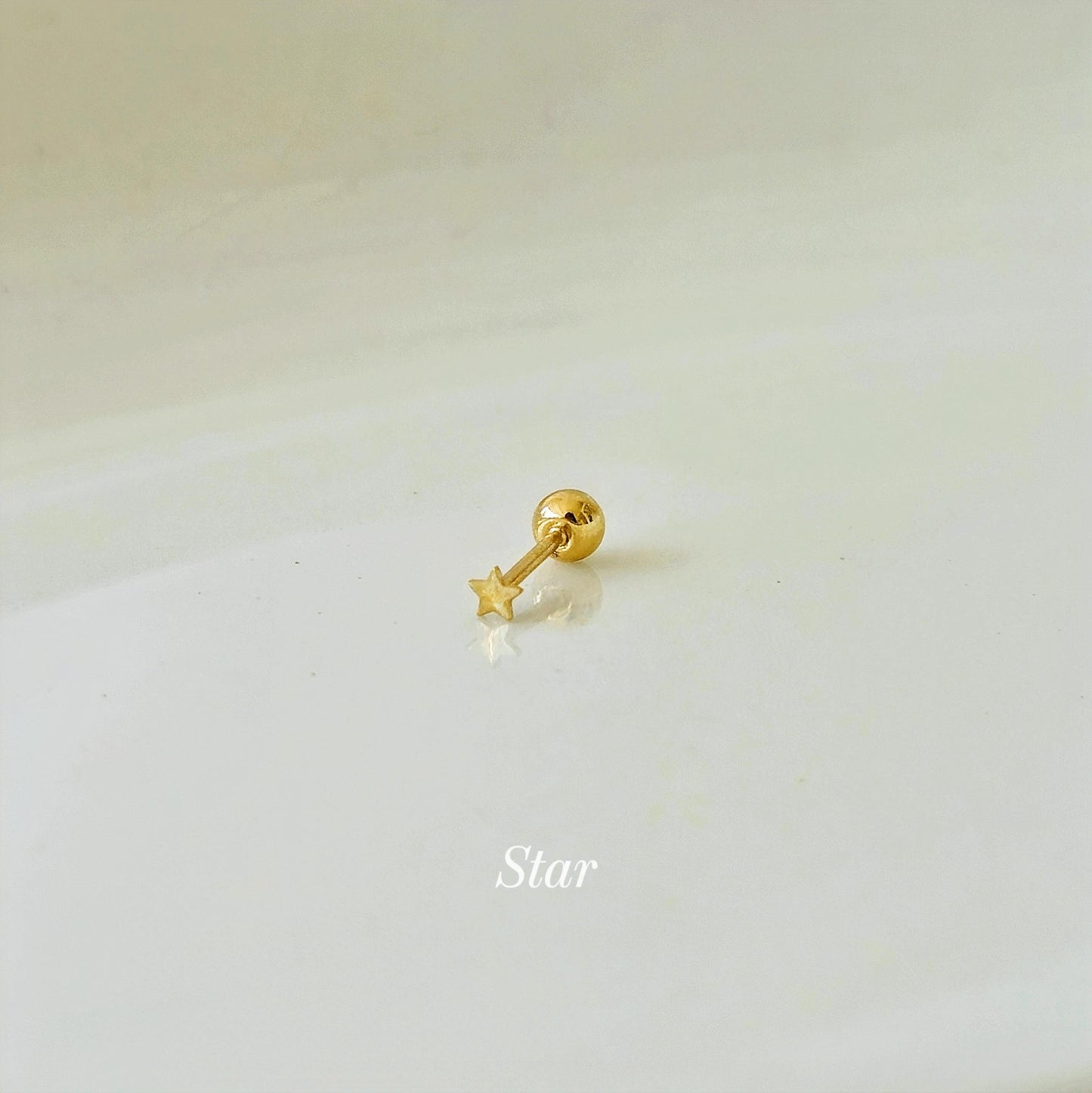 Heart Star moon Round 14k solid gold screwball piercing. screwball stud. Tiny piercing.