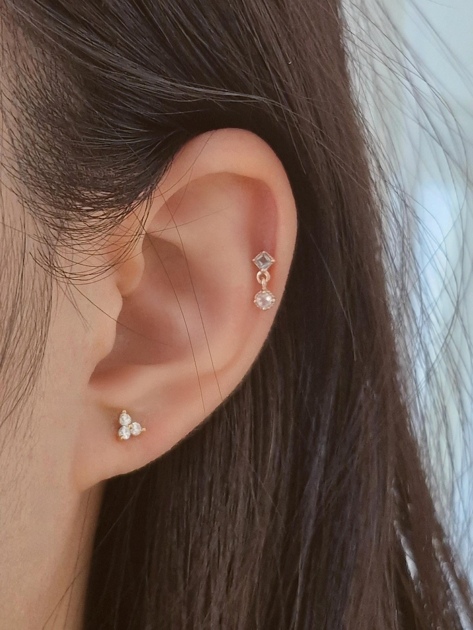 Moonstone rose gold Labradorite piercing. screwball stud. 19G sterling silver piercing. stone piercing.