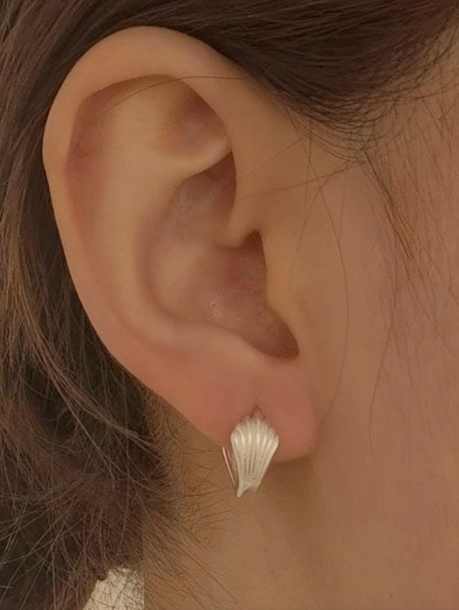 Shell-Inspired Silver Hoop huggie Earrings 925 silver. sterling silver. gold. Price for pair.