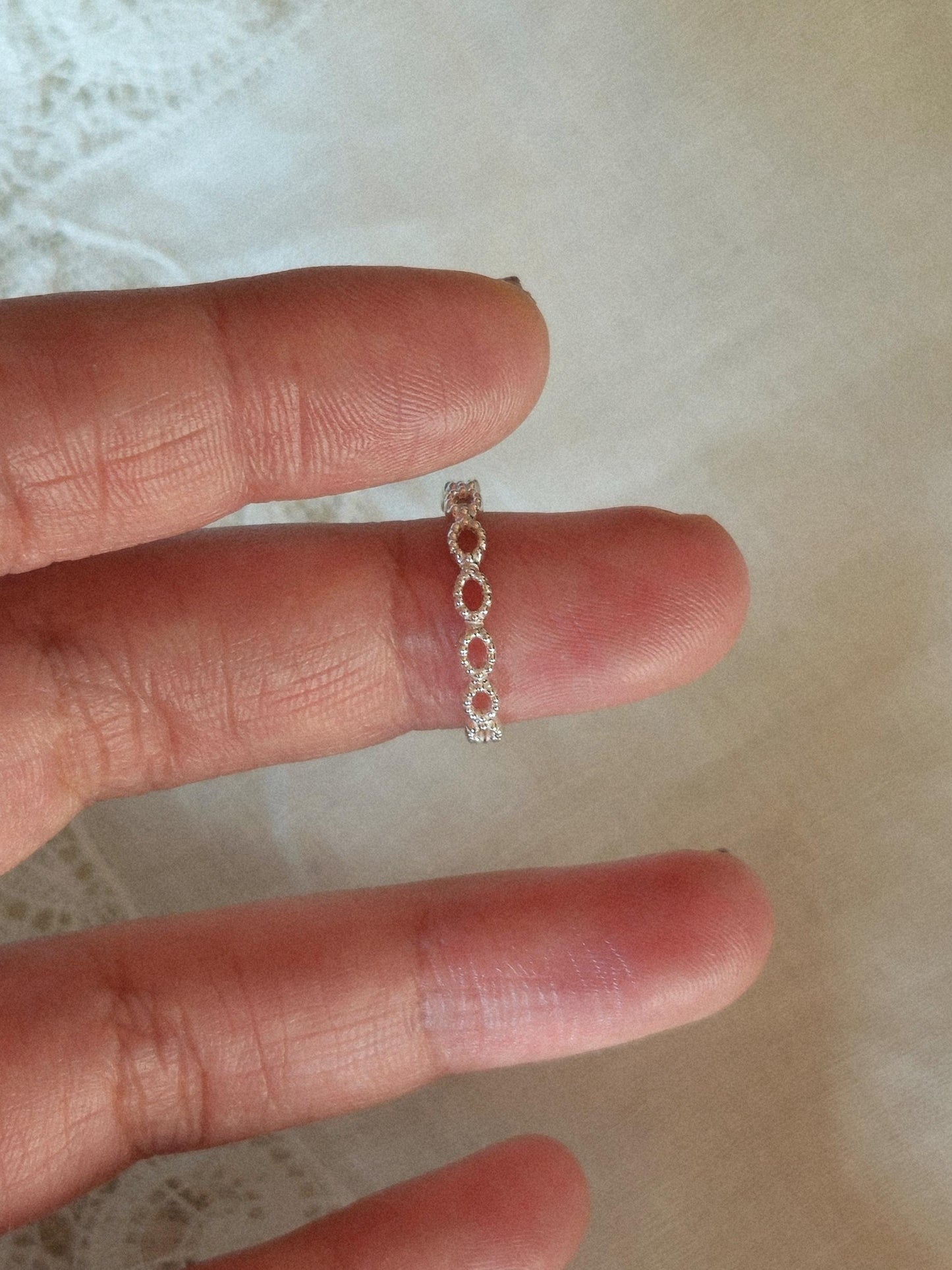 925 Silver Minimal Band Ring Dot Circle Design. sterling silver stacking ring. circle bead eternity ring.
