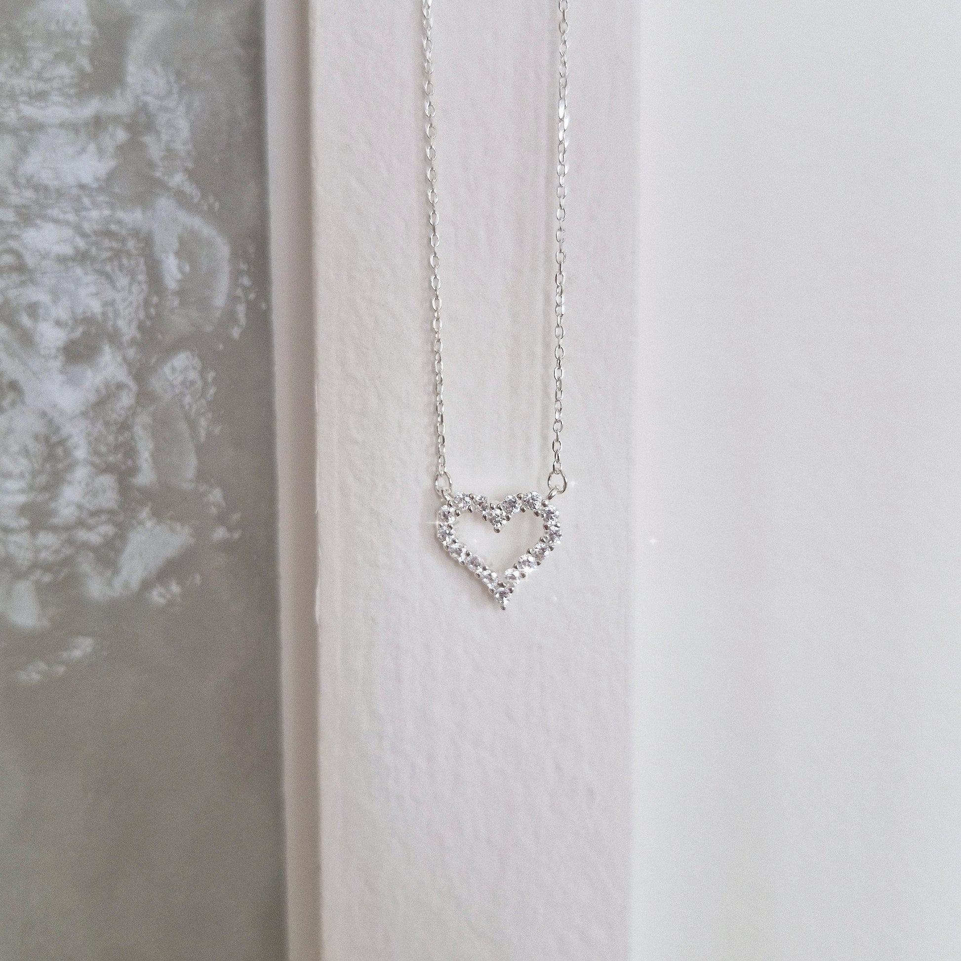 Sterling Silver Open Heart Necklace. for gift. lovely. silver 925