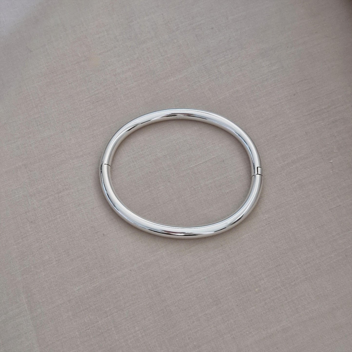 925 Sterling Silver 5mm  Oval Hinged Bangle Bracelet – Open & Close Design (S / M / L /XL)