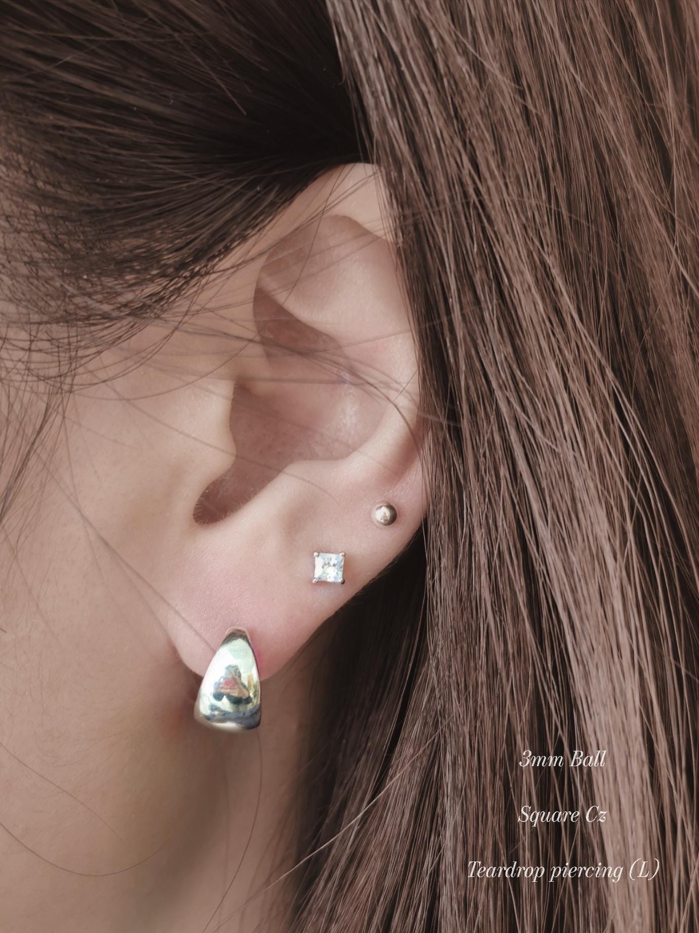 Sterling silver 925 teardrop huggie piercing. Silver Teardrop screwback. Domed huggie piercing.