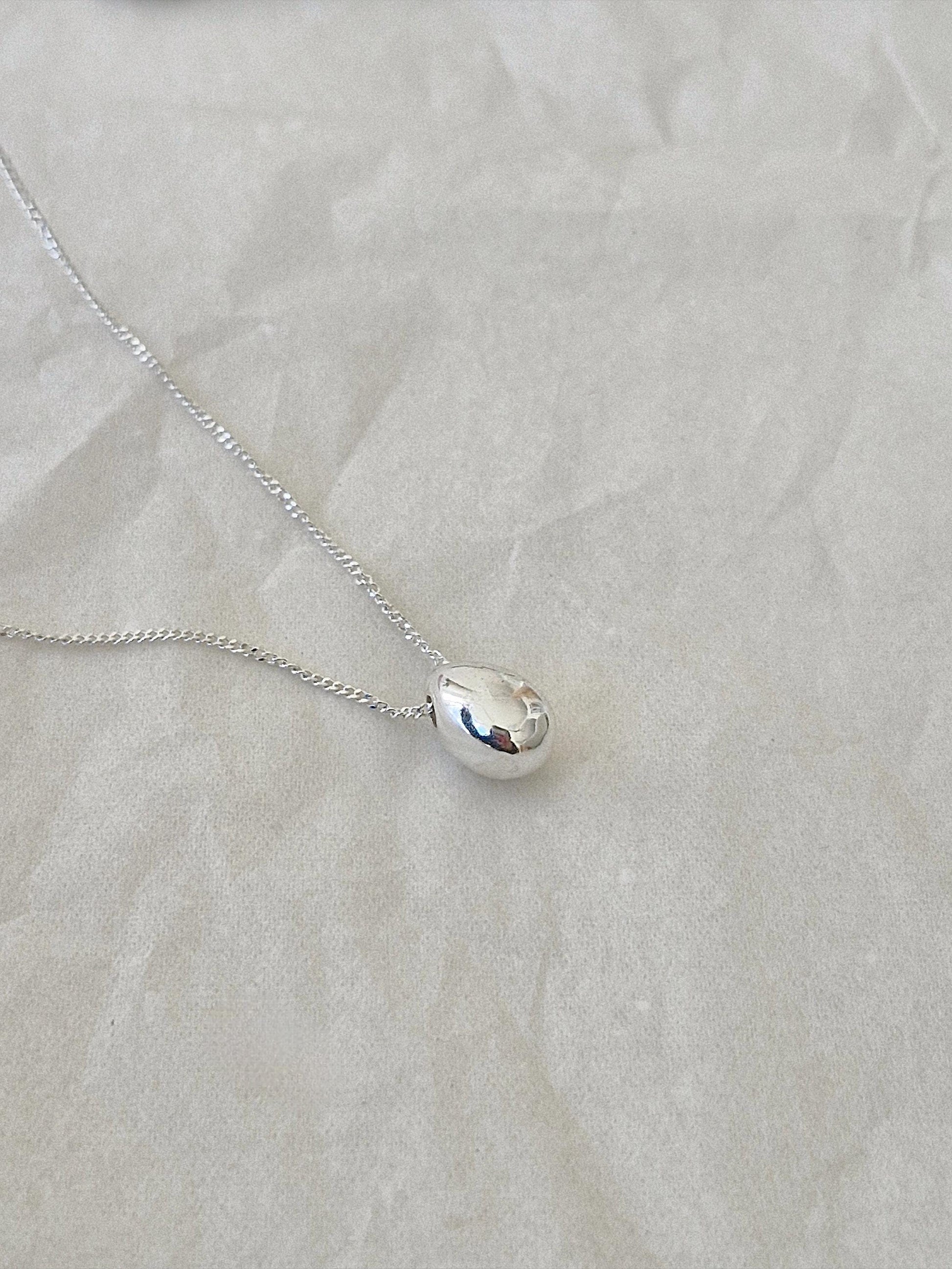 Teardrop necklace 925 sterling silver necklace.