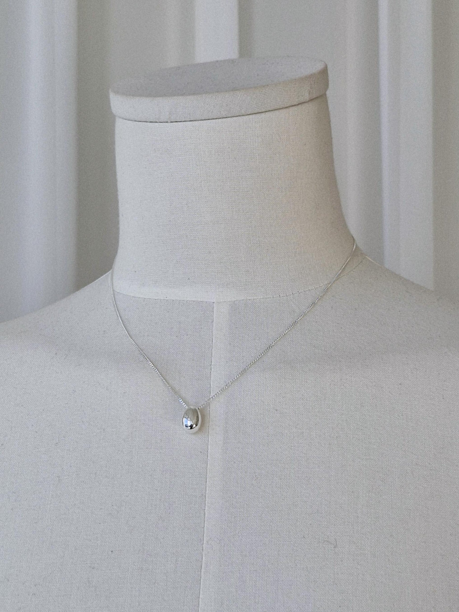Teardrop necklace 925 sterling silver necklace.