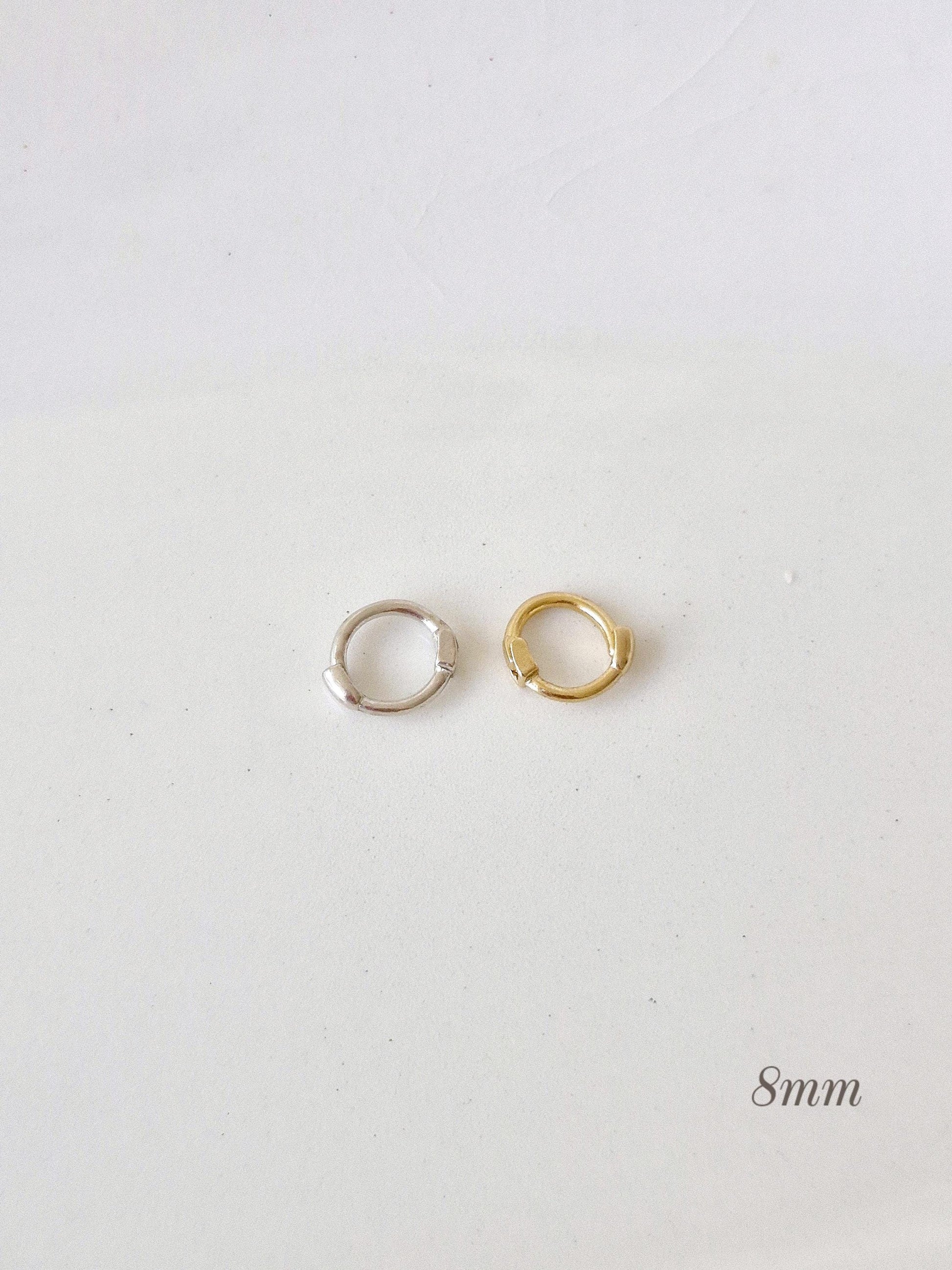 Thin slim hoop sterling silver 925 earring. 7mm 8mm 9mm 10mm. Dainty slim huggie. Minimalist hinge clicker. 1mm.
