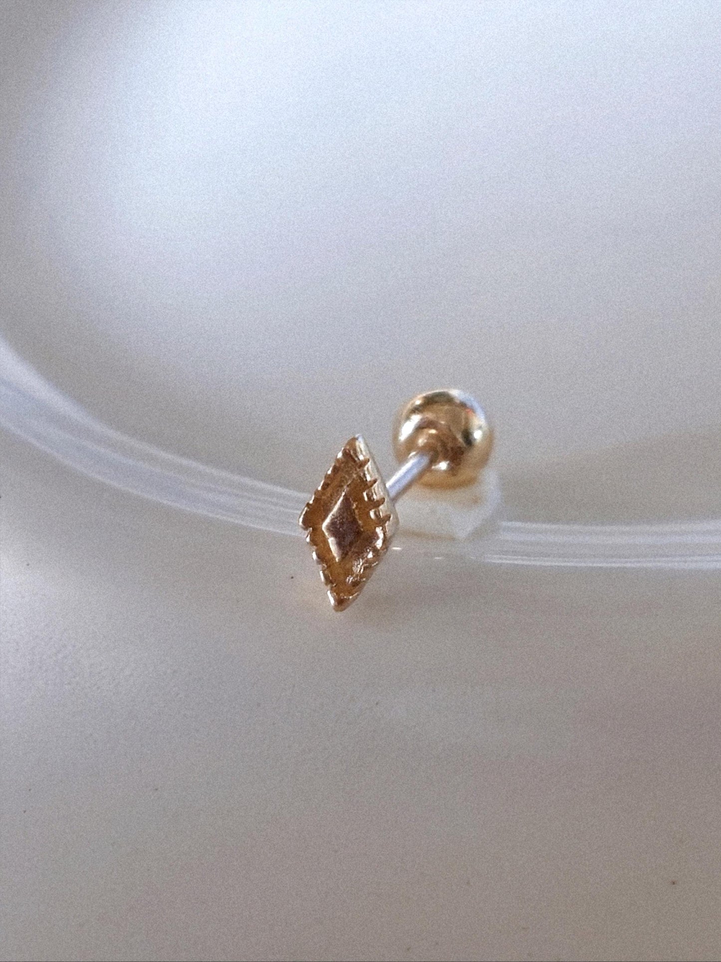 Tiny Diamond-Shaped Milgrain 14k gold Stud Piercing