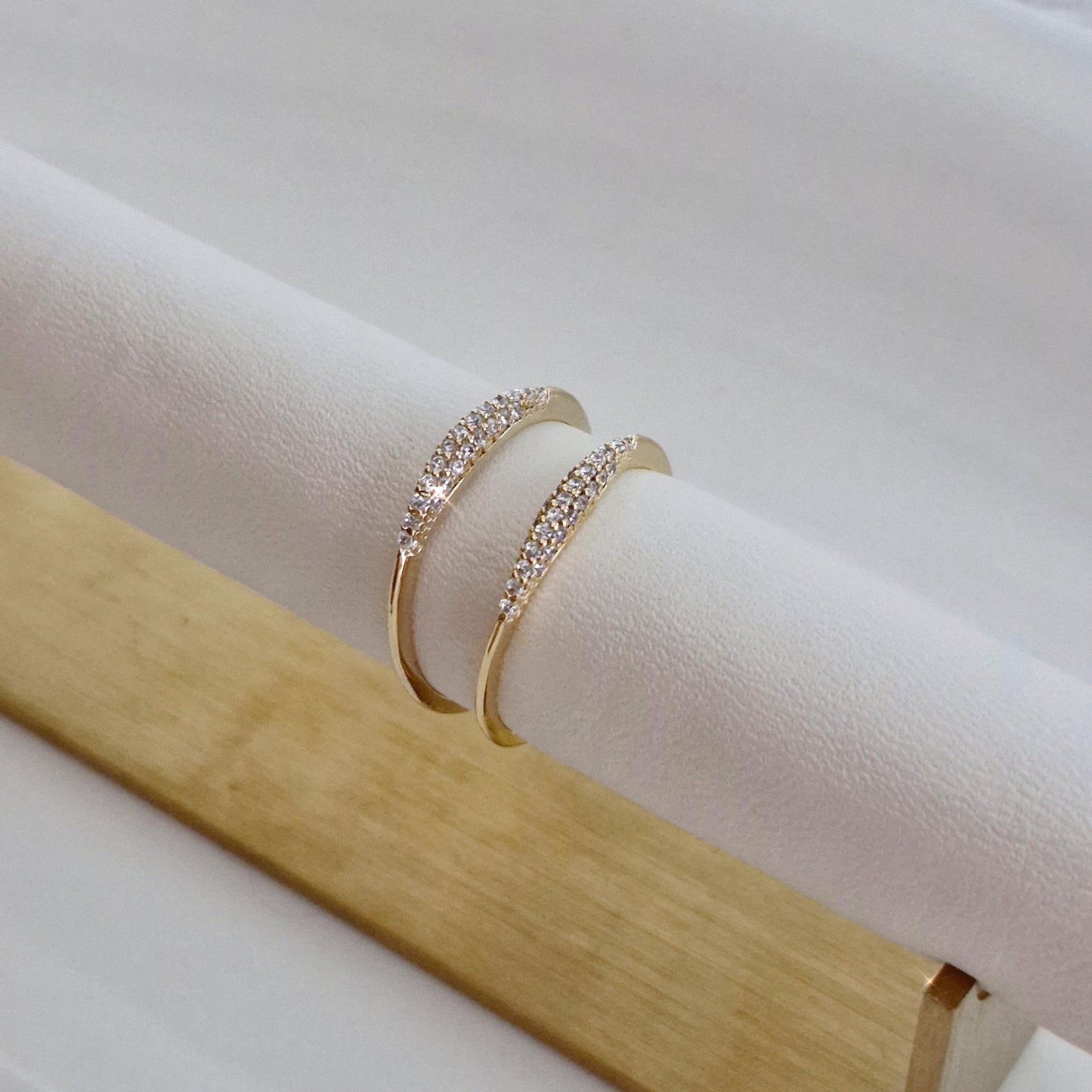 Twinkle Arc Ring. slim dome pave ring zirconia. 925 sterling ring. gold ring. stacktable ring delicate.