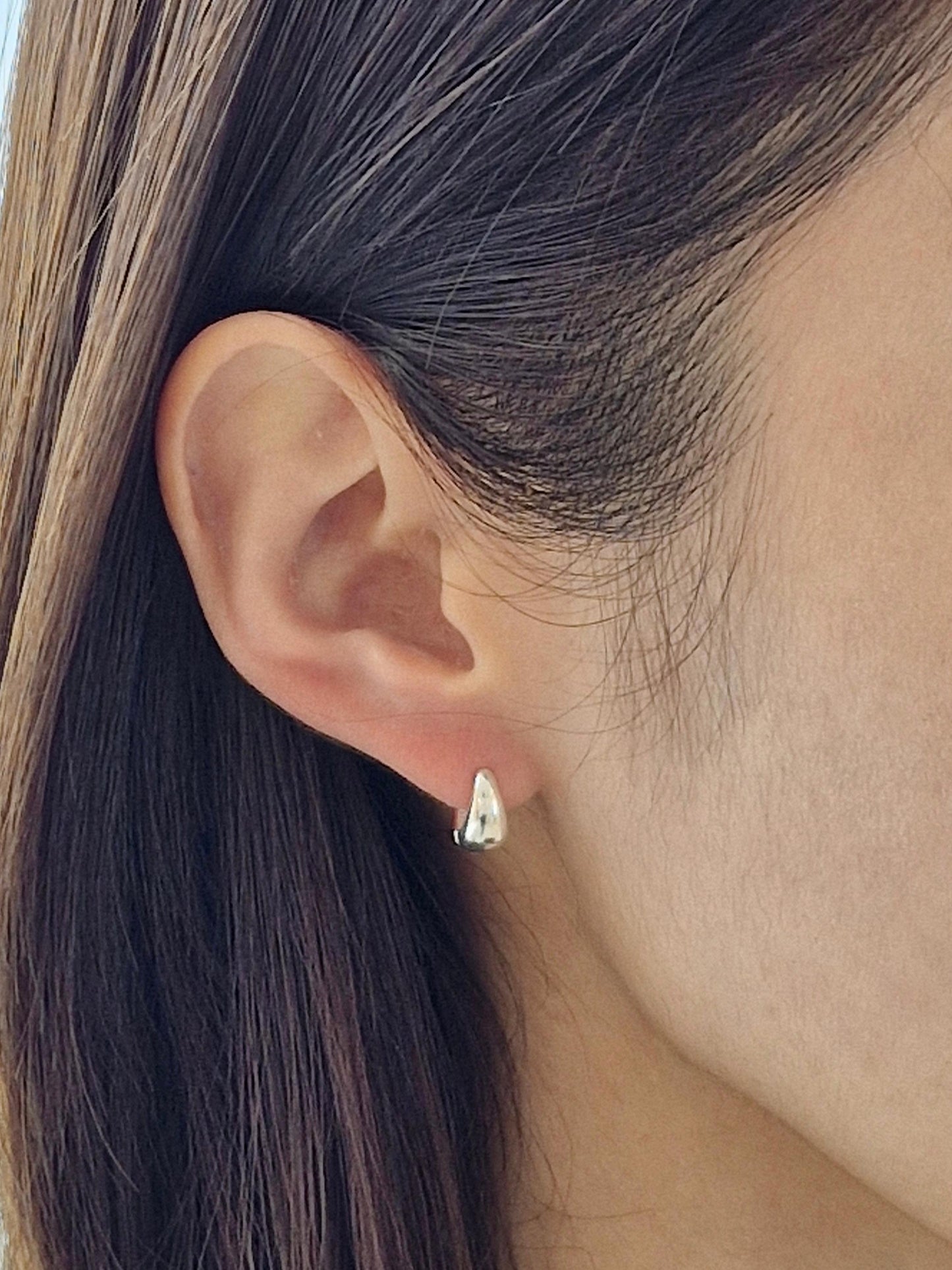 Volume daint teardrop Mini Hoop huggie Earrings. 10mm sterling silver hoop earrings.