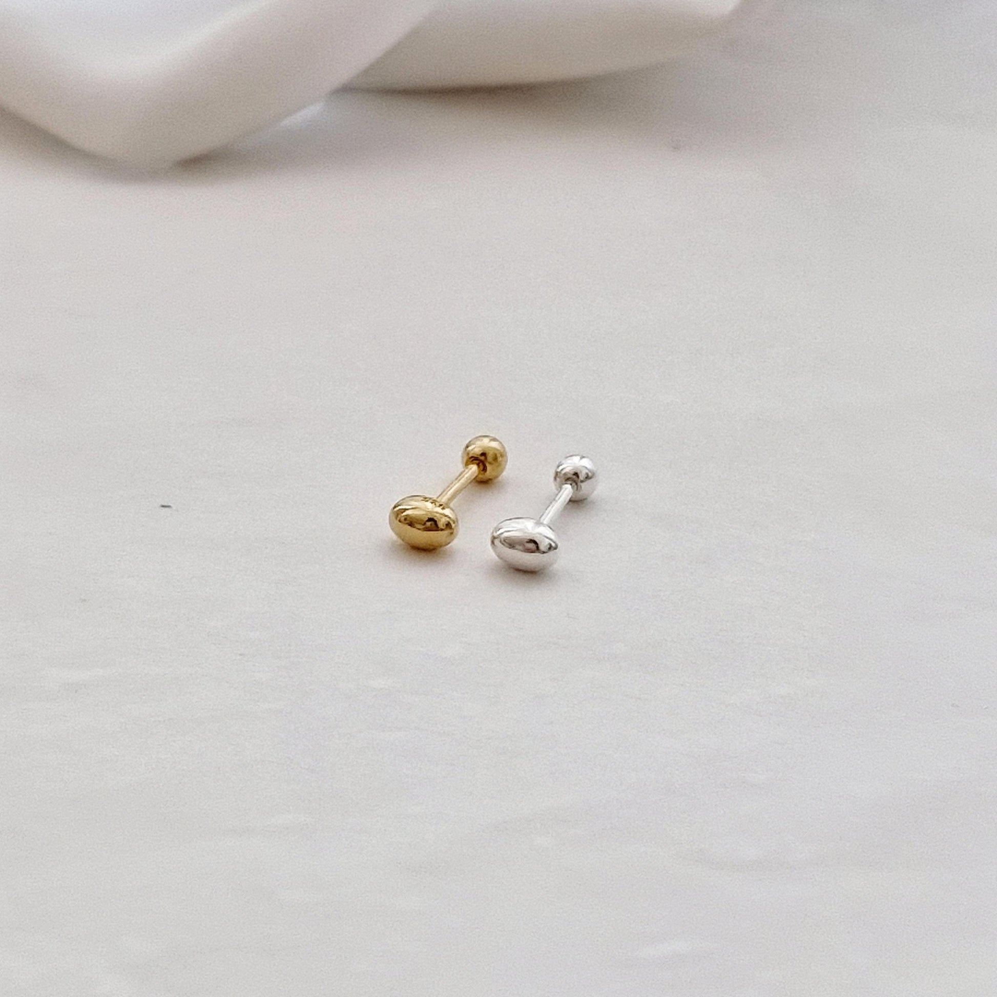 egg oval ball stud screwball screwback earring. oval ball piercing sterling silver 925. barbell 5/16, 19G. (Price for single.)