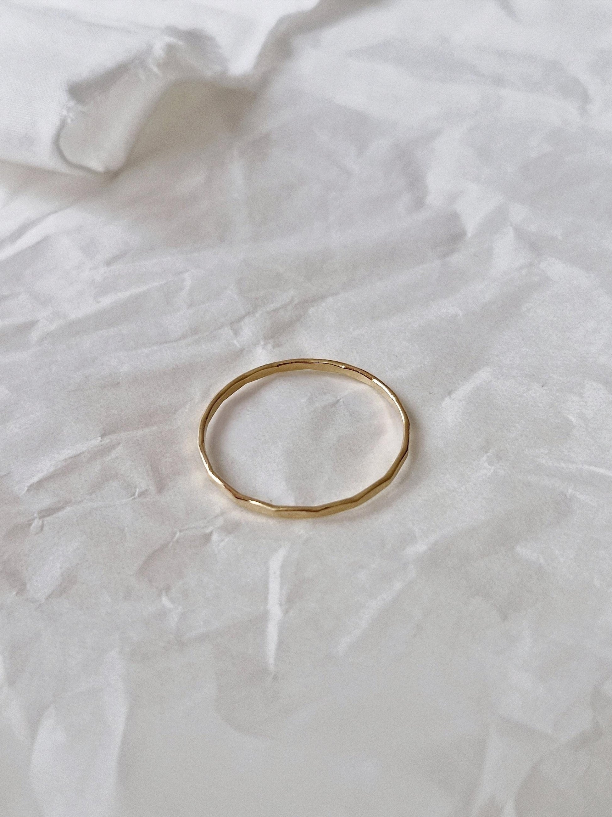 hammered goldfilled ring. stakable hammered ring.