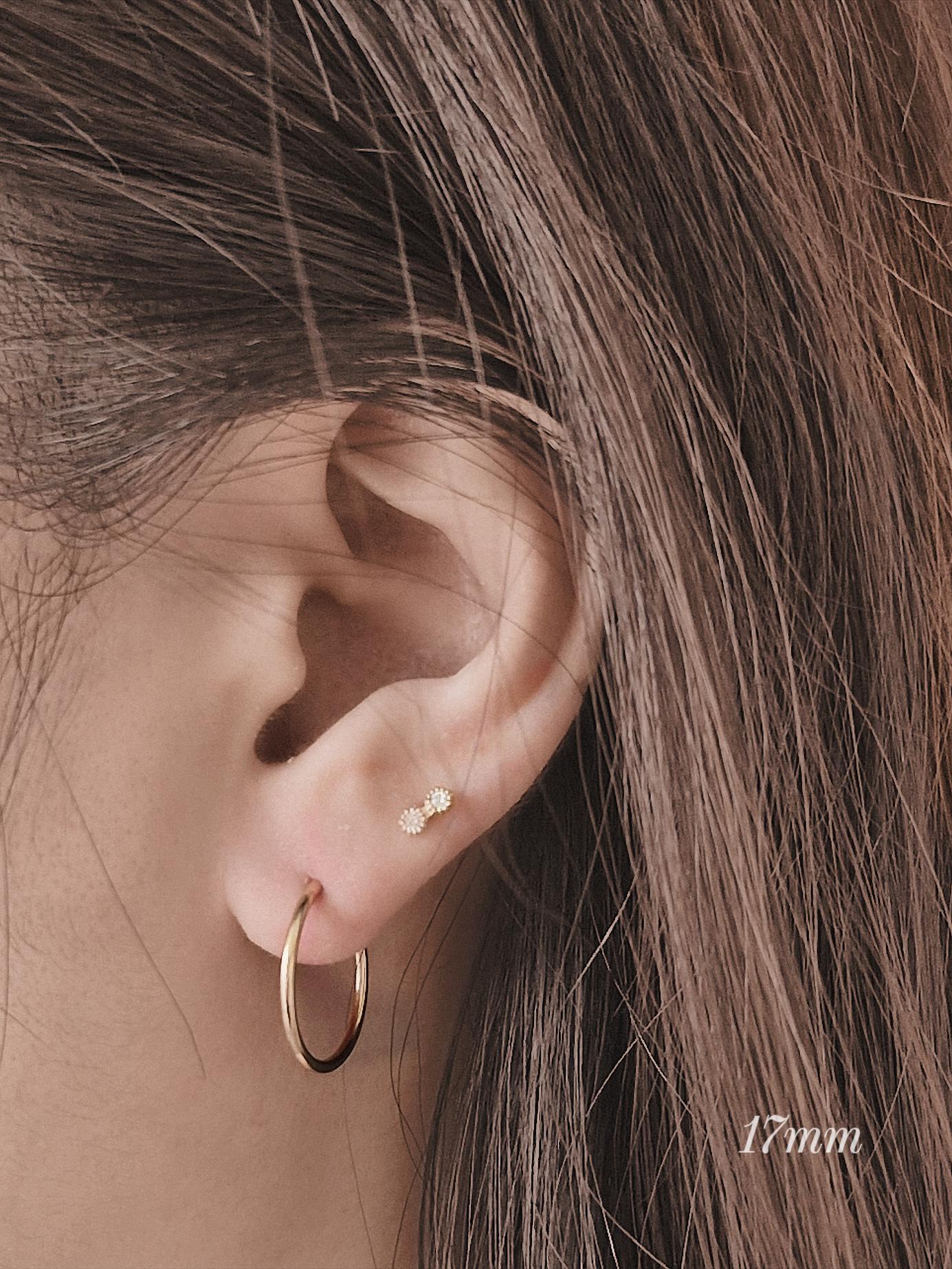 1.5mm gold filled hoop earring. lightweight pipe hoop earrings. endless hoop gold filled.