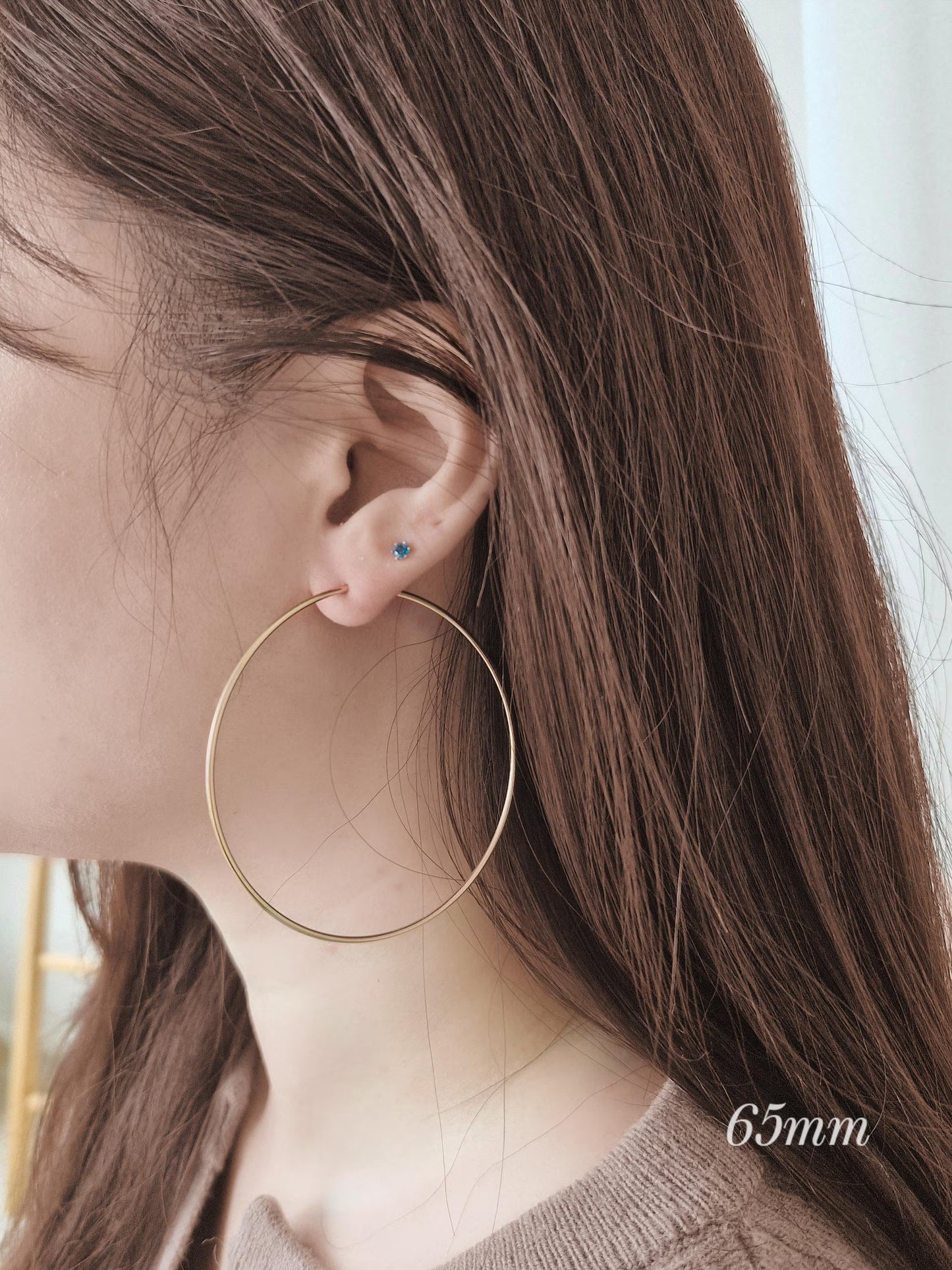 1.5mm gold filled hoop earring. lightweight pipe hoop earrings. endless hoop gold filled.
