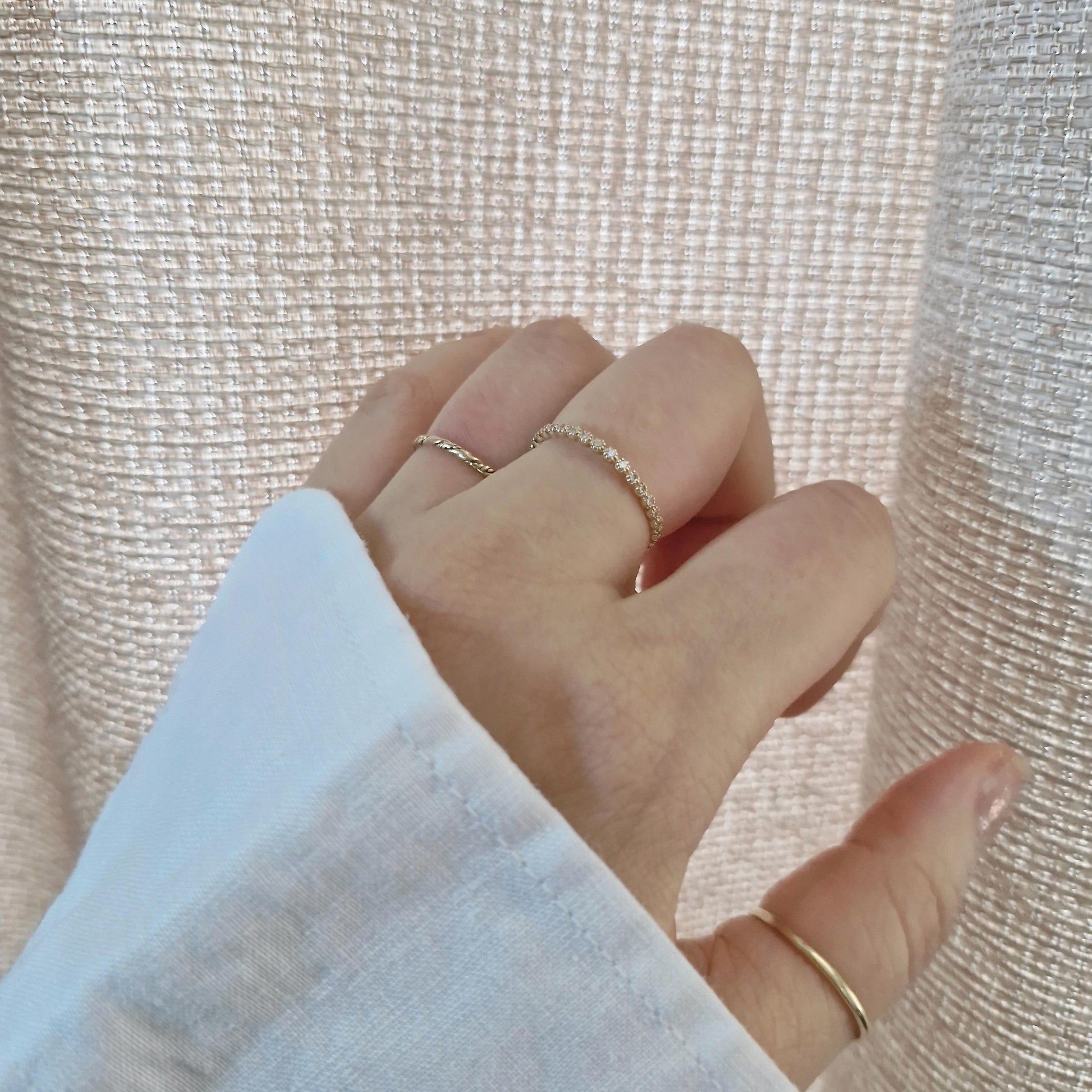 isabel 14k ring solid gold ring. twisted 14k ring. antique ring. vintage ring.
