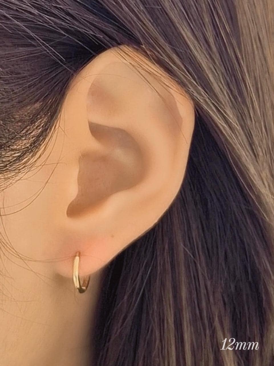 14k hoop. 14k 18k solid gold hoop hinged clicker minimal huggie earrings. 11mm, 12mm. 1.5mm  tickness. 14k 18k solid gold hoop.