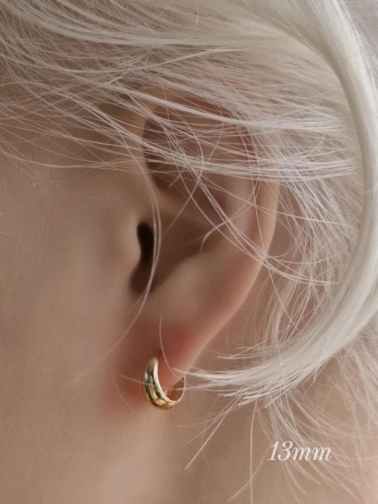 14k 18k solid gold Small tiny teardrop huggie earrings. Dainty hinge earrings. 10mm. 13mm
