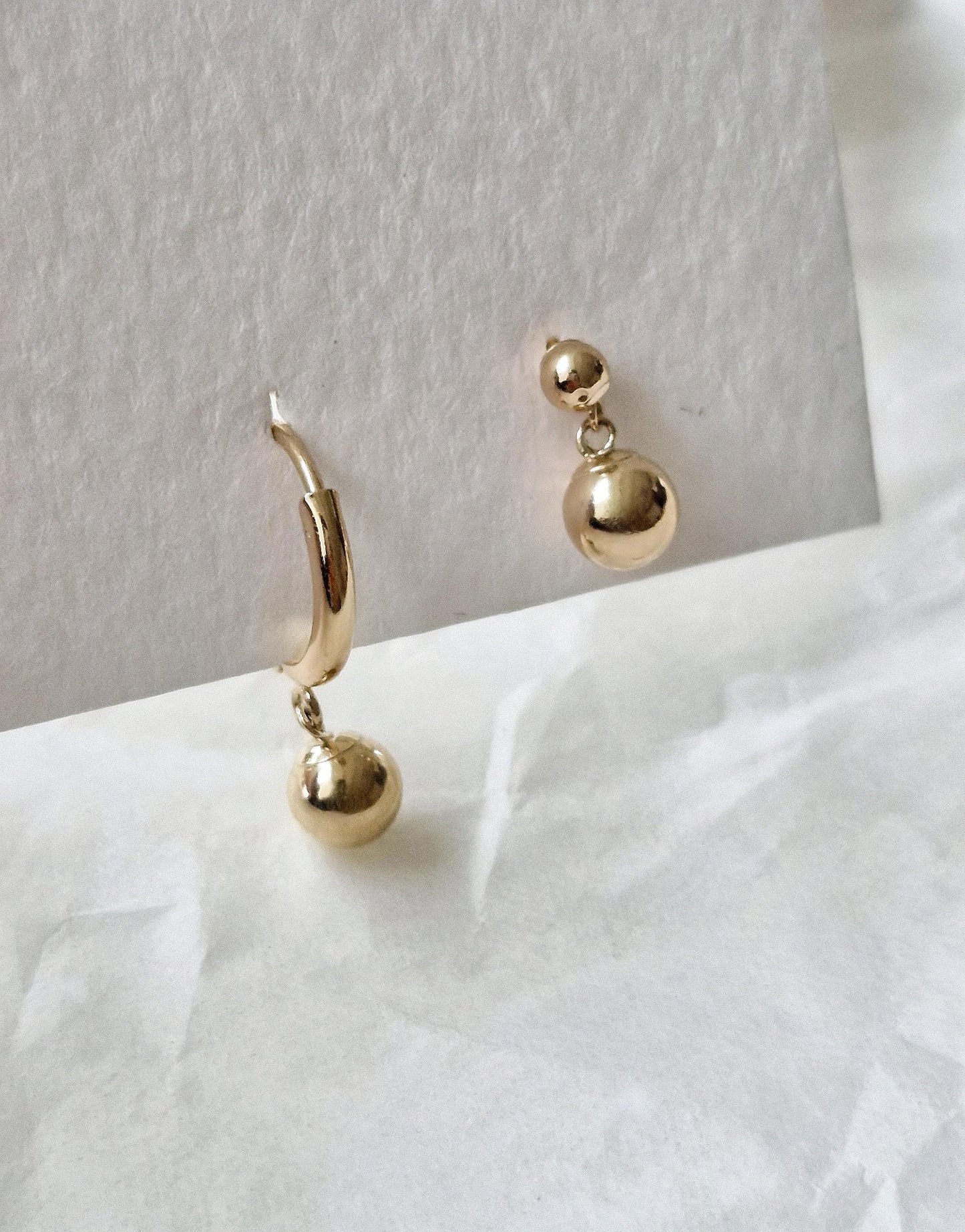 14k solid gold ball drop hoop earring. gold earring.