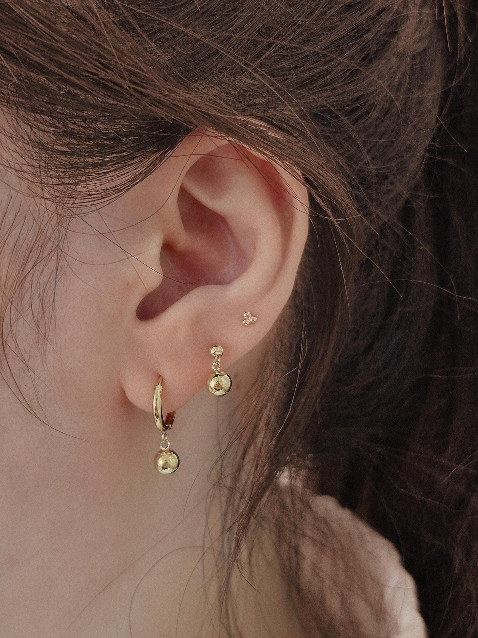 14k solid gold ball drop hoop earring. gold earring.