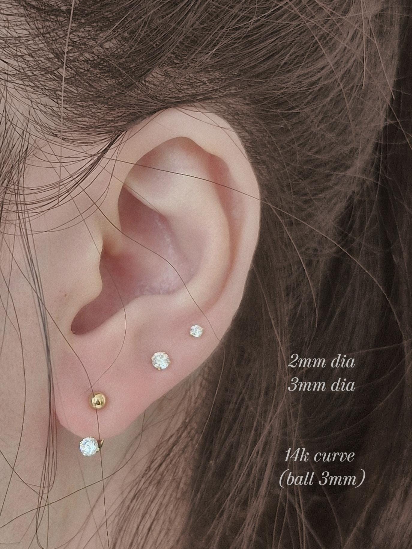 14k solid gold curve tube piercing. 2mm 3mm cubic ball piercing. U-shaped hoop.