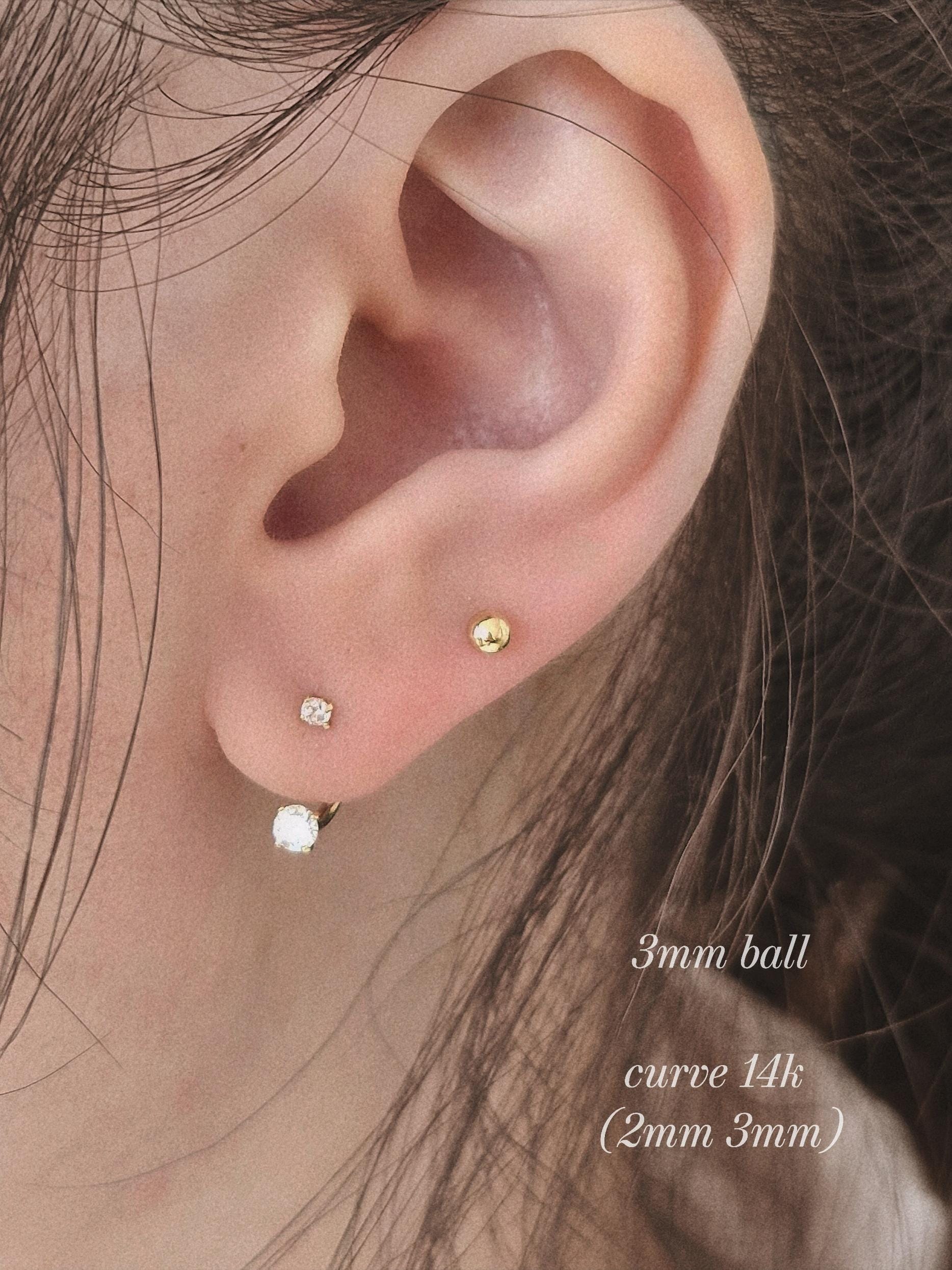 14k solid gold curve tube piercing. 2mm 3mm cubic ball piercing. U-shaped hoop.