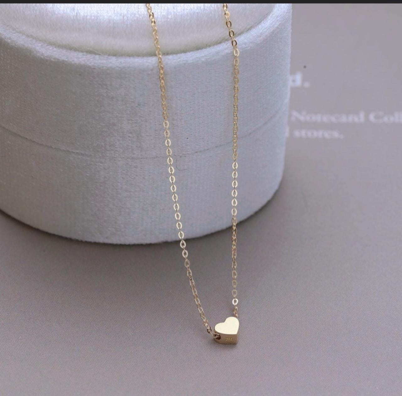 14k solid gold heart necklace sweet lovely gold necklace. vintage style antique style.