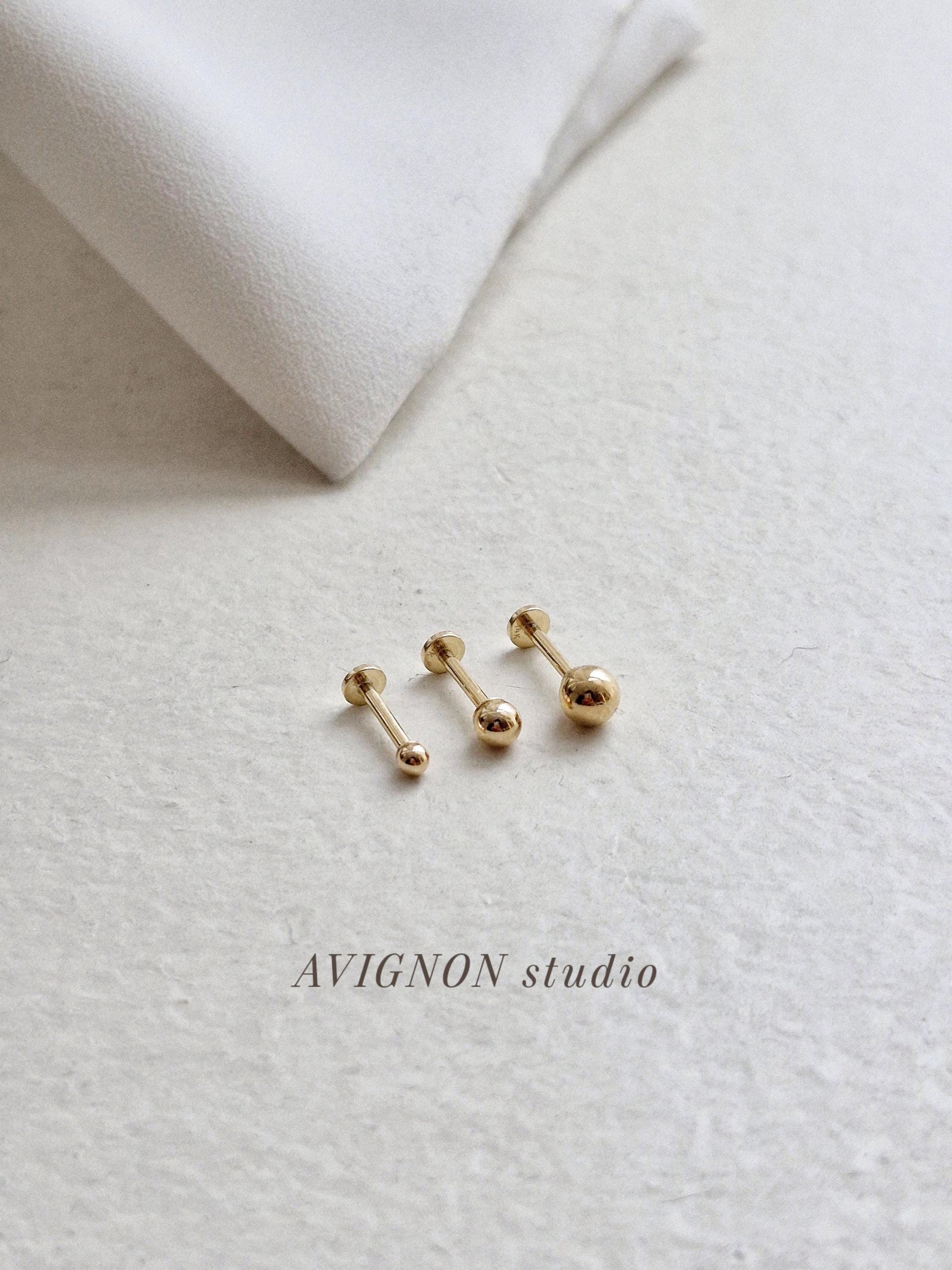 14k solid gold labret piercing. ball labret piercing. flat screw back.