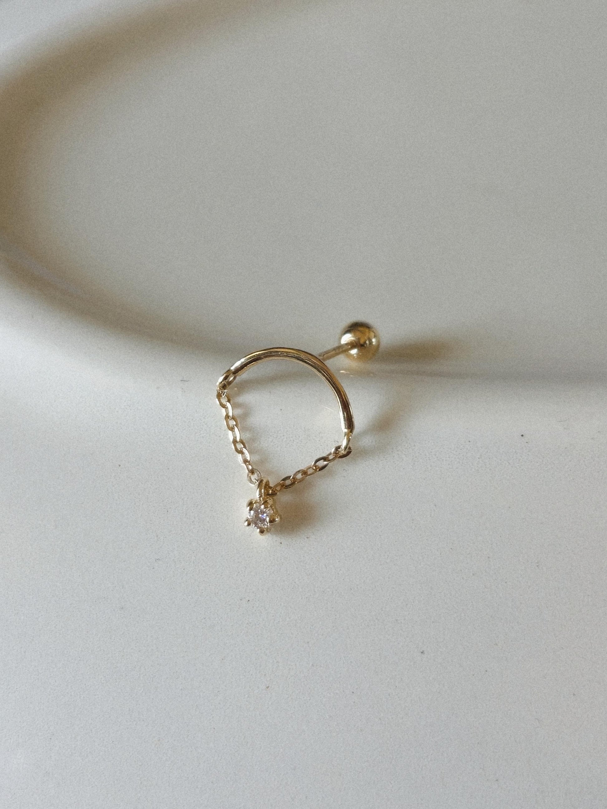 14k solid gold mini chaindrop piercing. Moissanite, lab diamond.