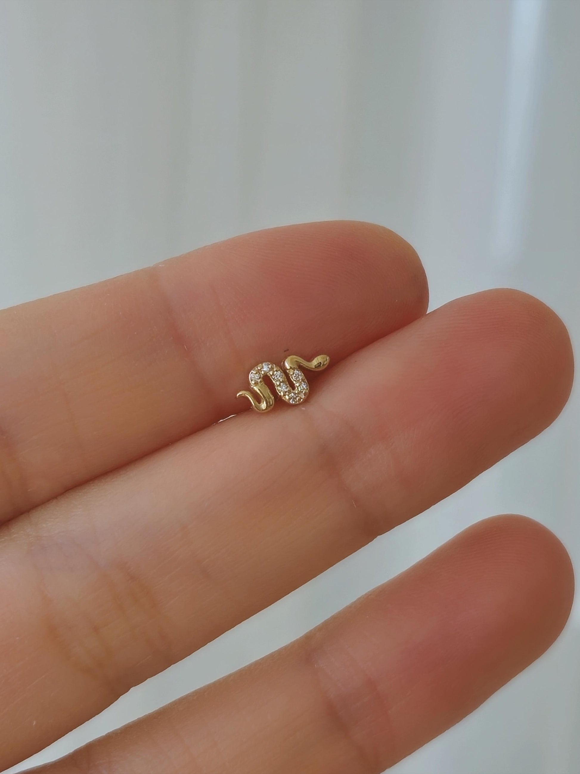 14k solid gold snake piercing. gold screw ball stud. snake stud. real gold.