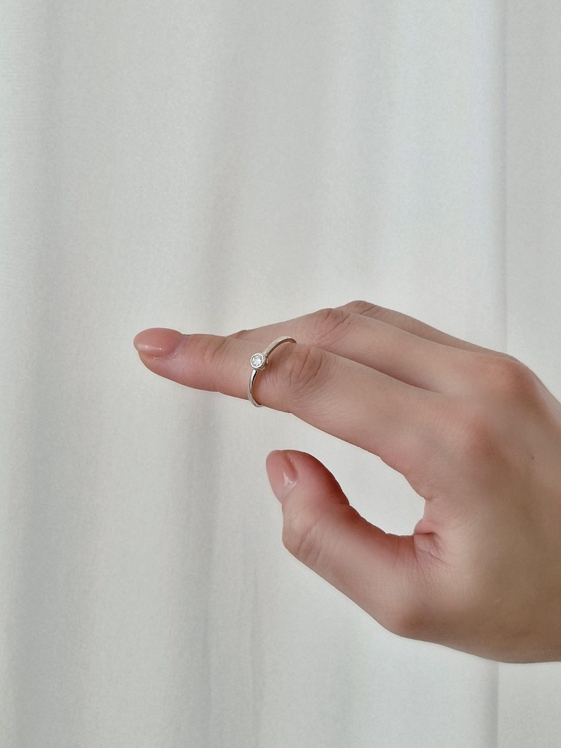 lab diamond ring. sterling silver 925 diamond ring.