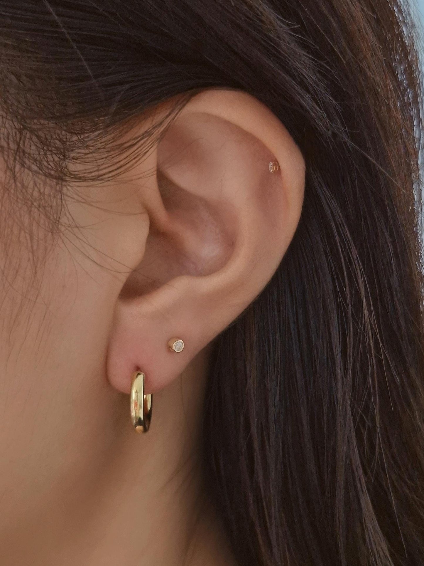 2mm Moissanite Lab Diamond Tiny Piercing. soild 14K Gold Cartilage Stud Earring, Minimalist Dainty Jewelry. Screwball stud.