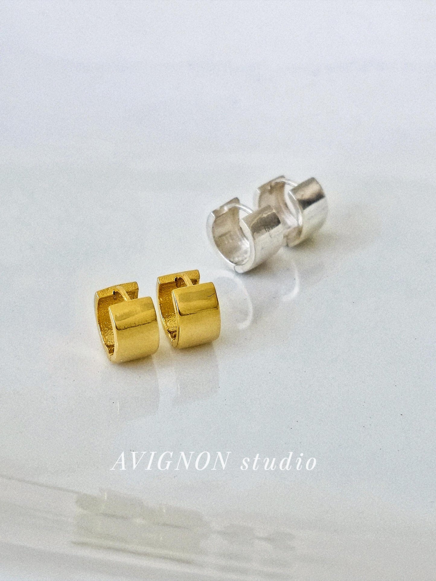 5mm flat bold huggie hoop hinge click. 925 sterling silver earrings.