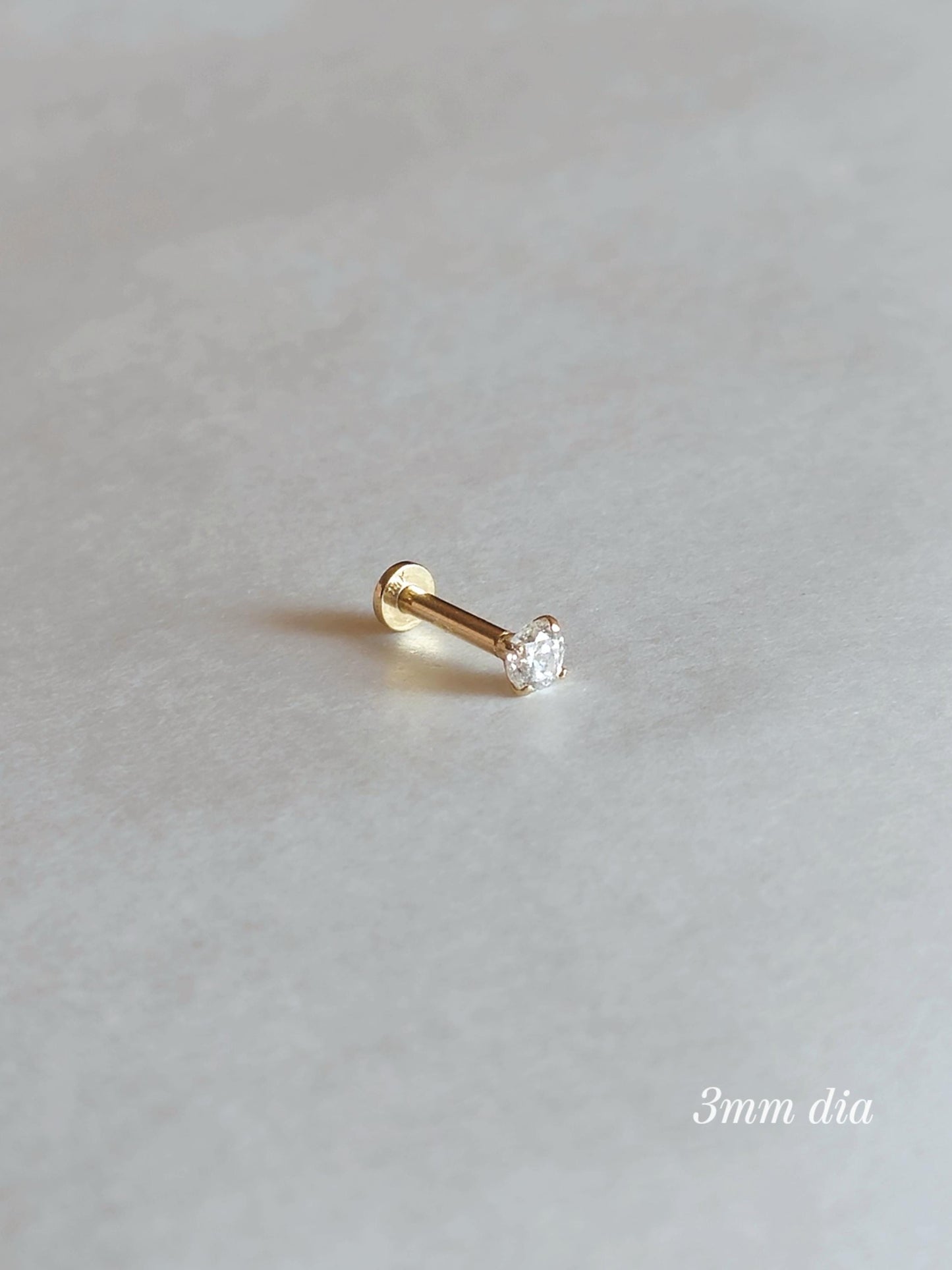 2mm 3mm lab diamond 14k labret piercing. solid gold 14k piercing. lab diamond piercing. flat back piercing.