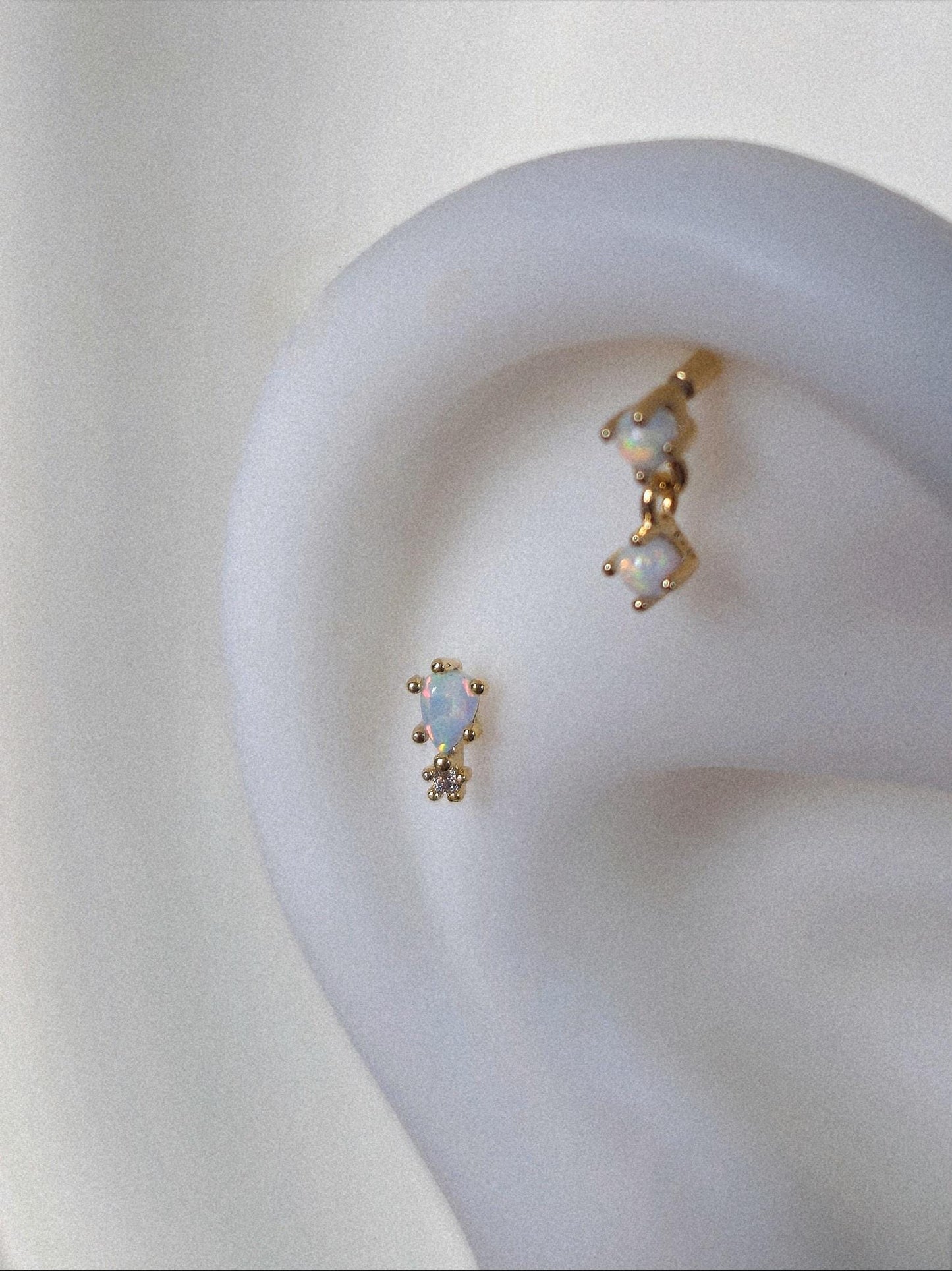 opal labret hoop earrings set. Opal labret. Opal hoop. sterling silver earrings. Tiny hoop. opal piercing
