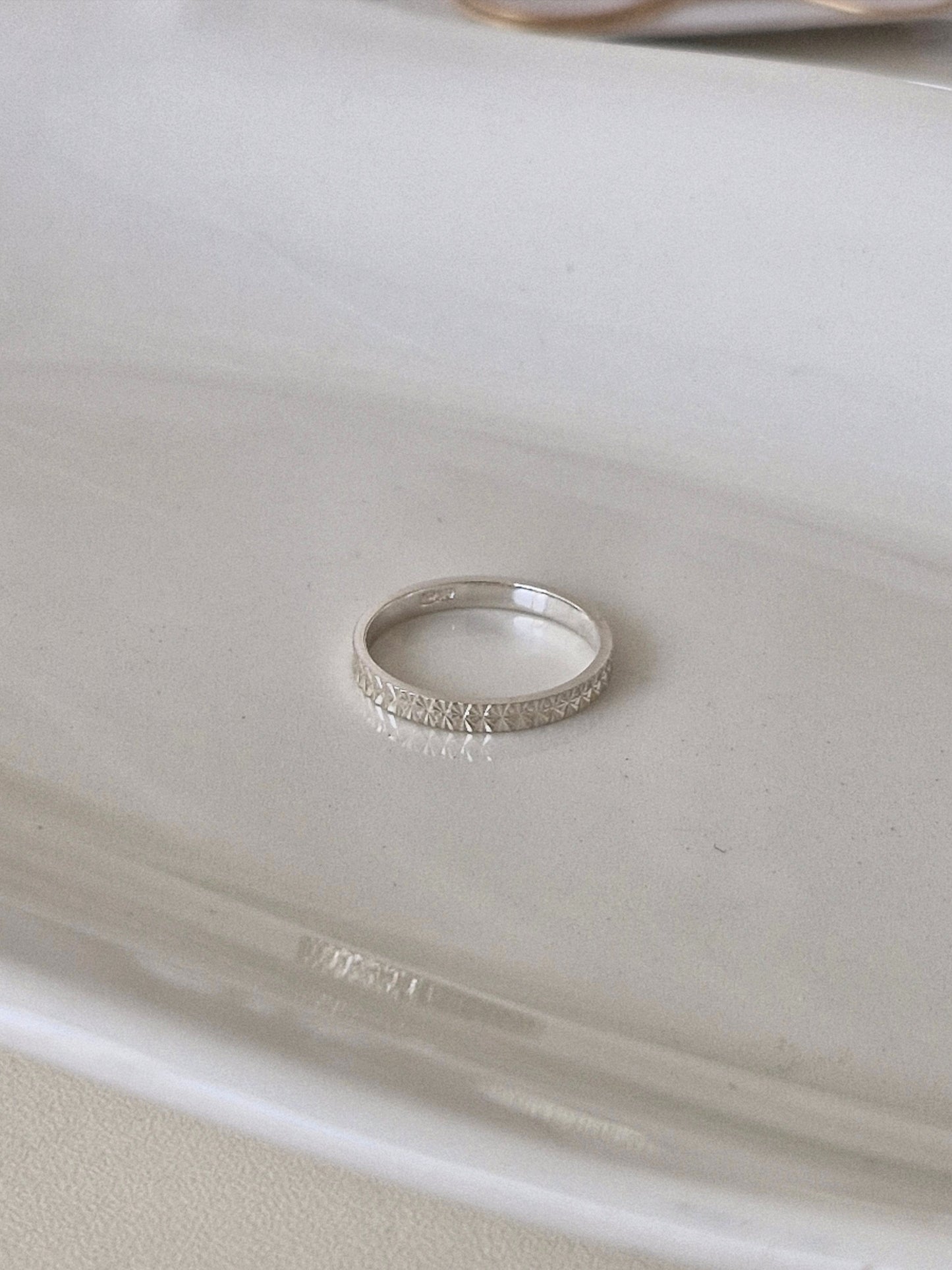 Diamond cut texture Ring. sterling silver ring.