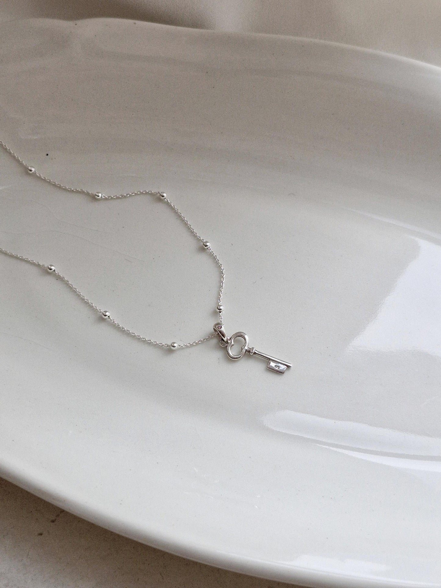 sterling silver 925 key necklace. silver key necklace.
