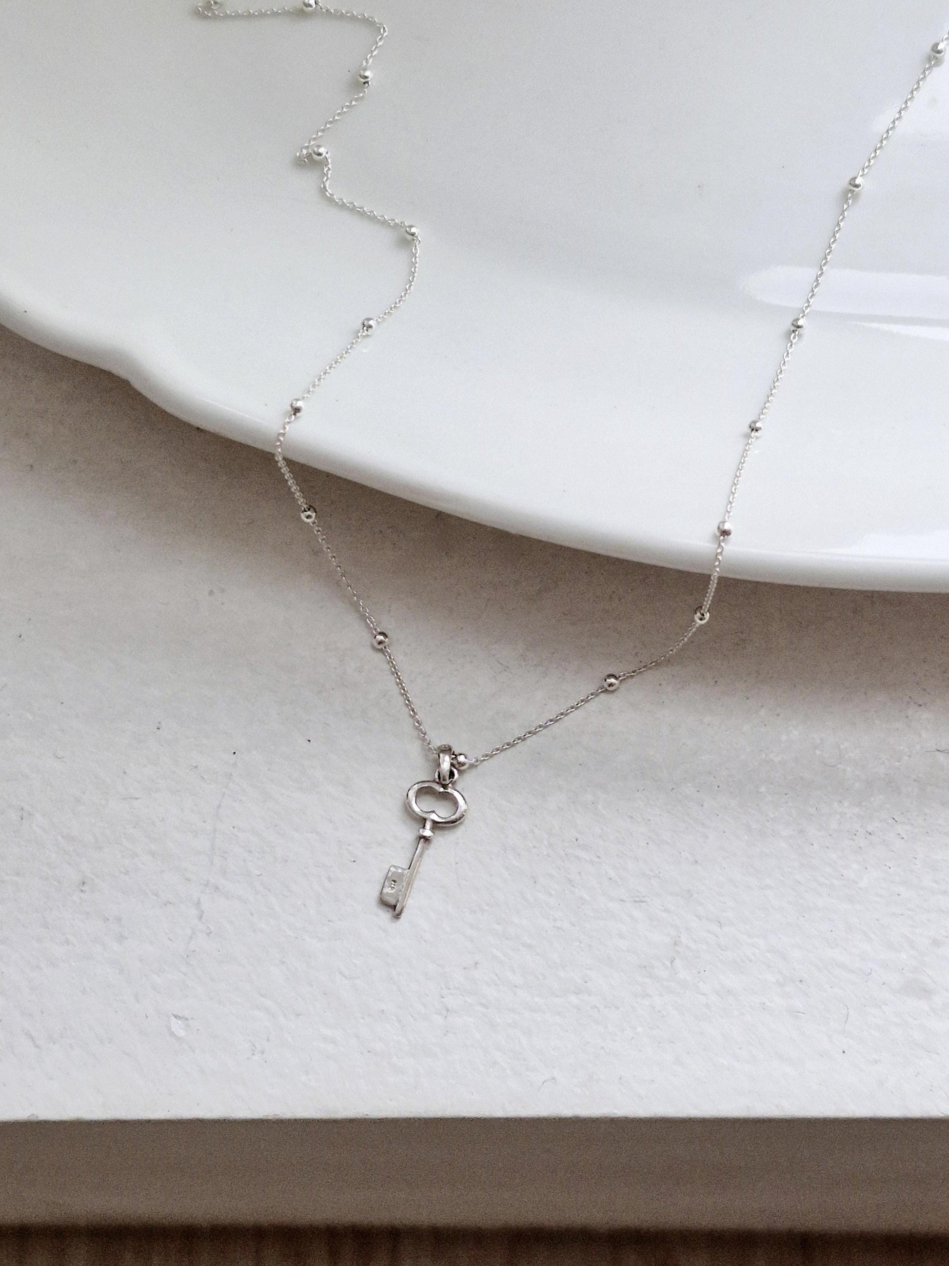sterling silver 925 key necklace. silver key necklace.