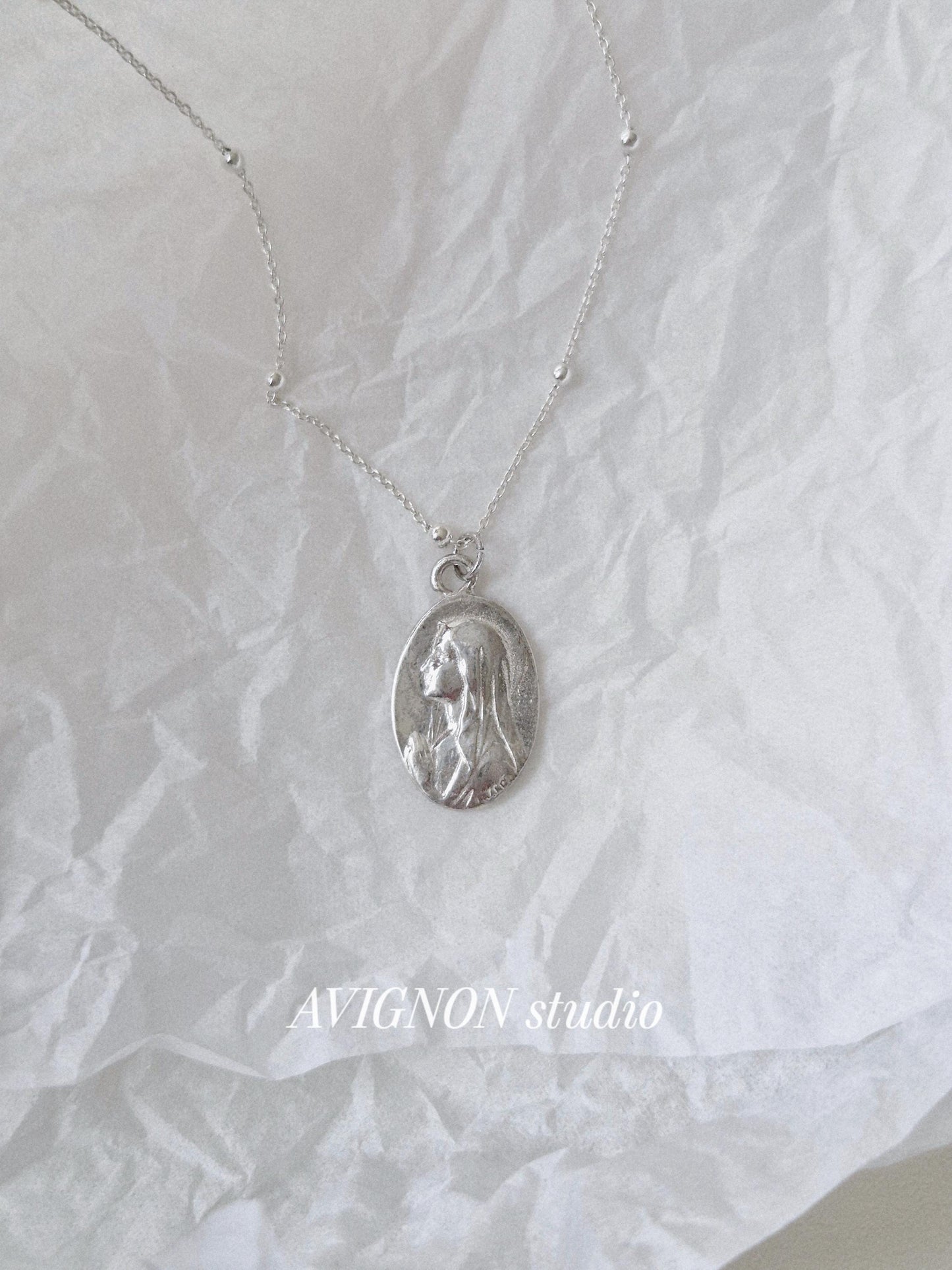 sterling silver 925 mary pendant necklace. praying mary pendant necklace.