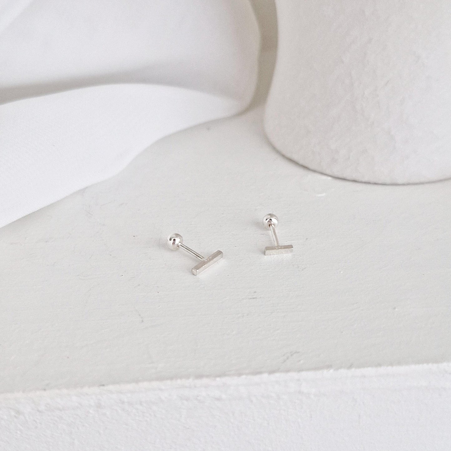 stick bar screw ball piercing earring sterling silver 925. screw back earring. 20G. Price for single.