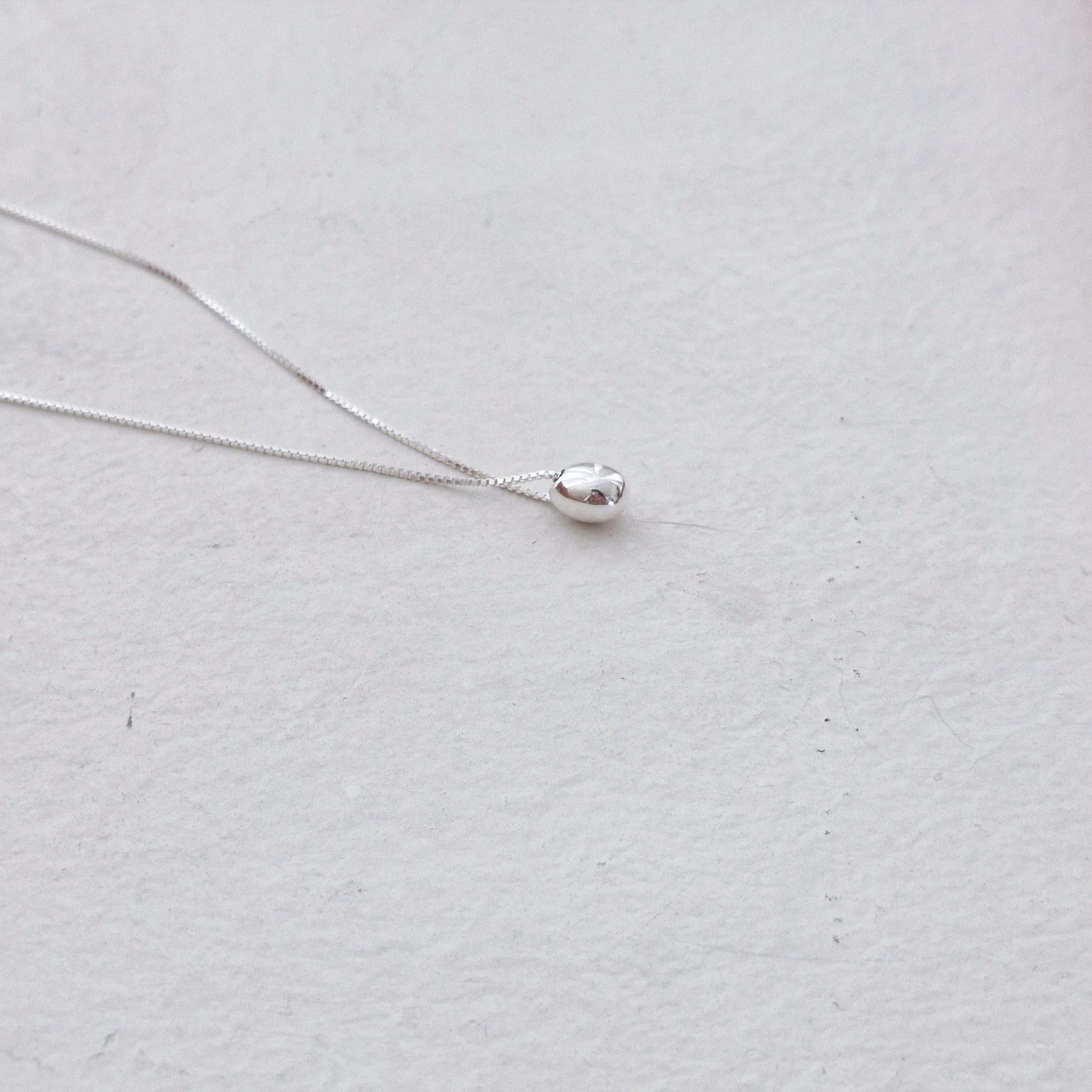 teardrop necklace sterling 925 silver. box chain.