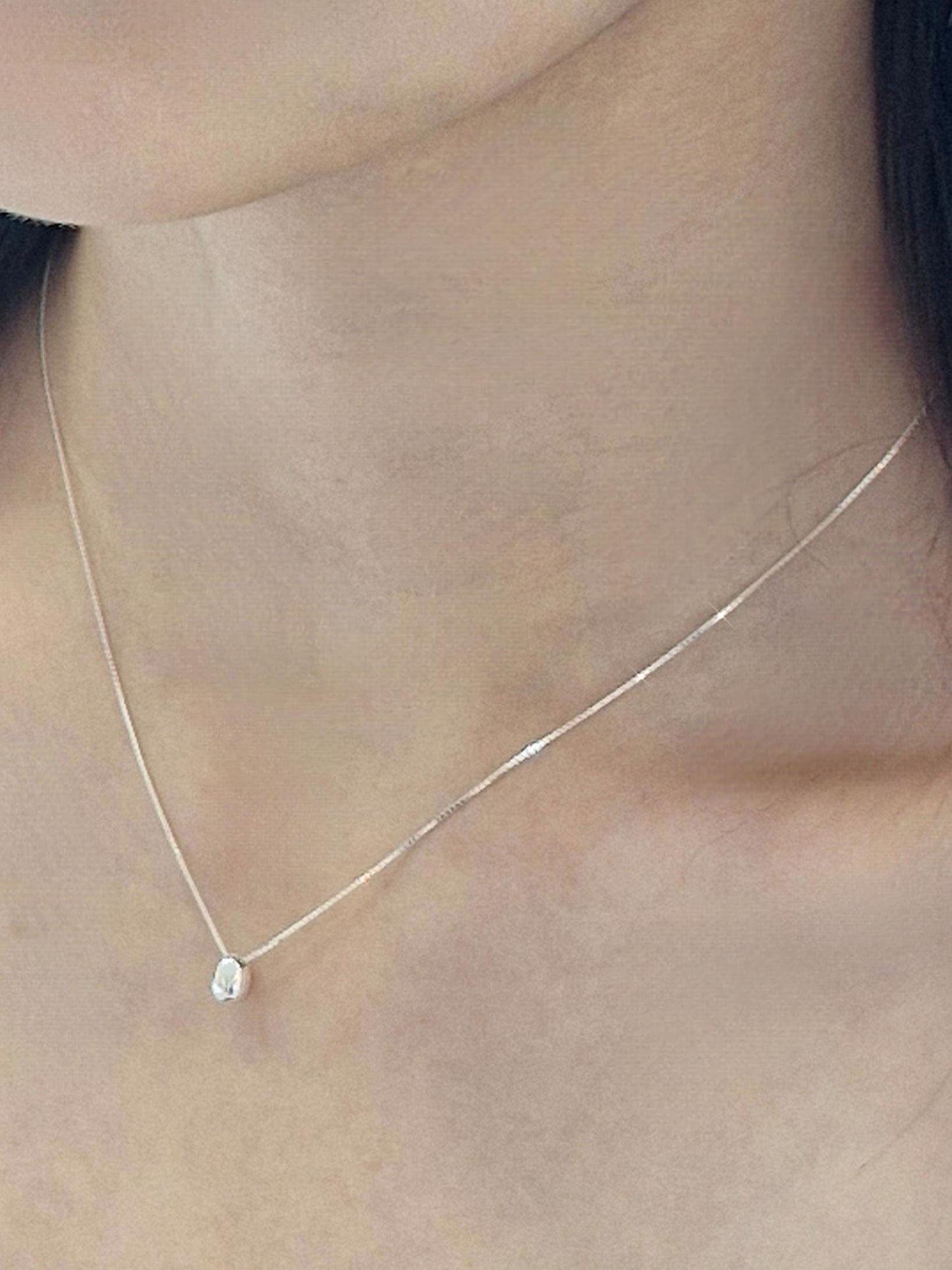 teardrop necklace sterling 925 silver. box chain.