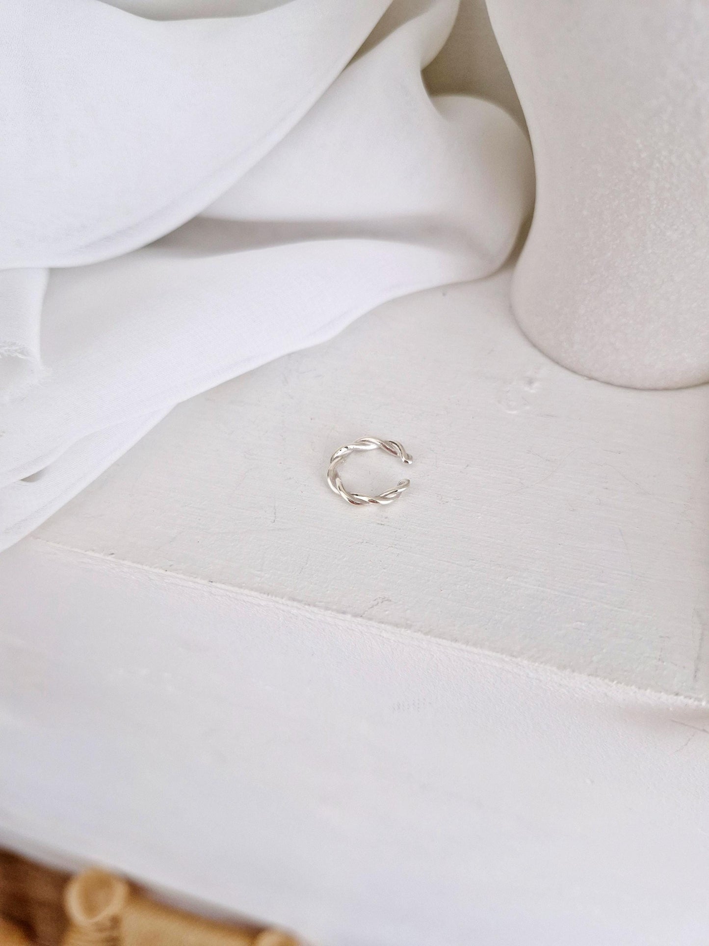 twist earcuff croissant earcuff 925 silver sterling. earwrap silver gold plated. Price for single.
