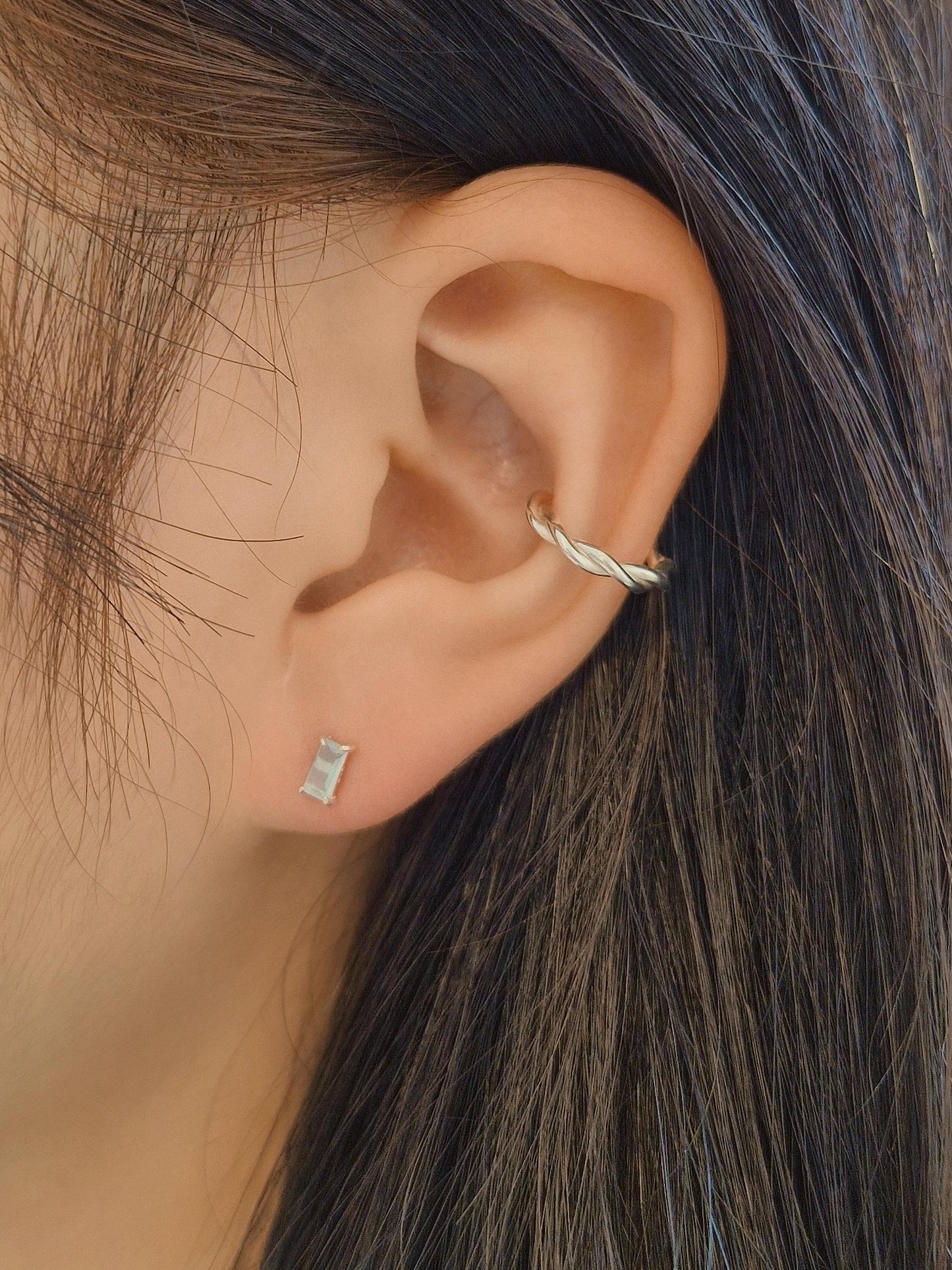 twist earcuff croissant earcuff 925 silver sterling. earwrap silver gold plated. Price for single.