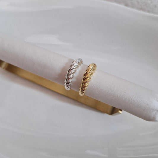 twisted croissant ring silver ring sterling silver pipe ring. dome croissant ring.